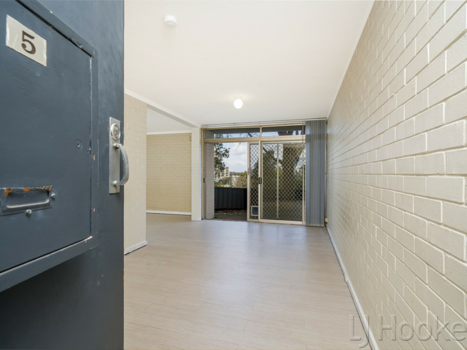 5/38, East Perth - Thumbnail 3