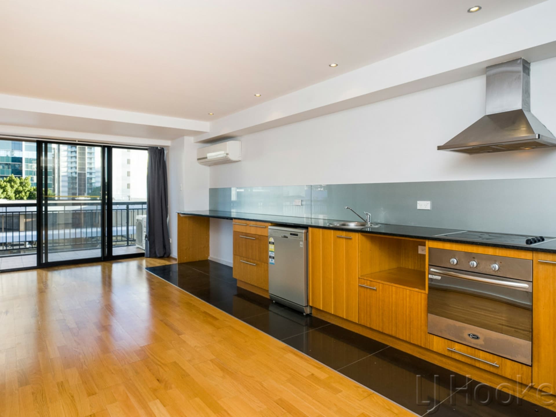 309/251 Hay Street East Perth WA, East Perth - Thumbnail 3