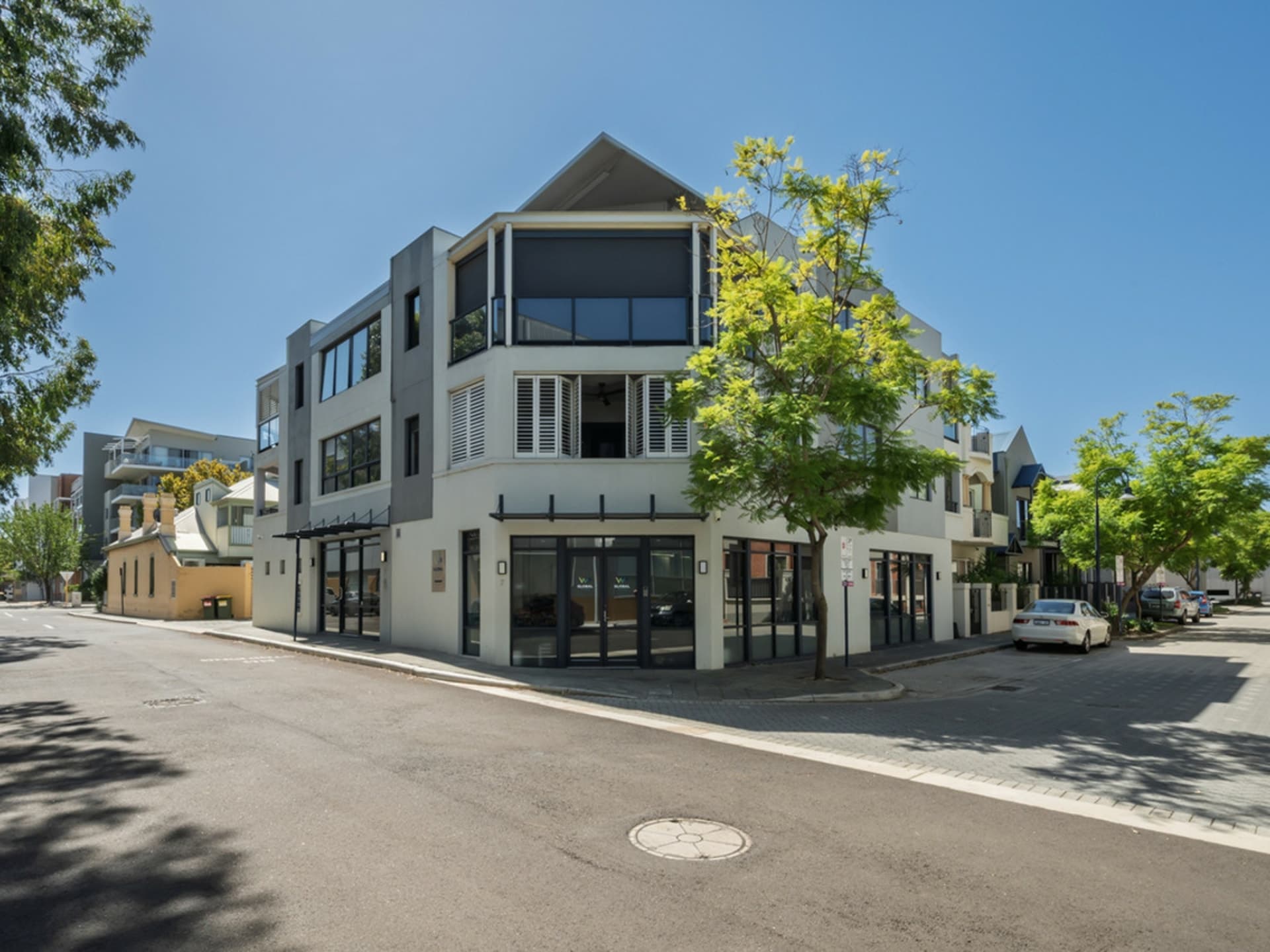 3/7 Henry Street East Perth WA, East Perth - Thumbnail 2