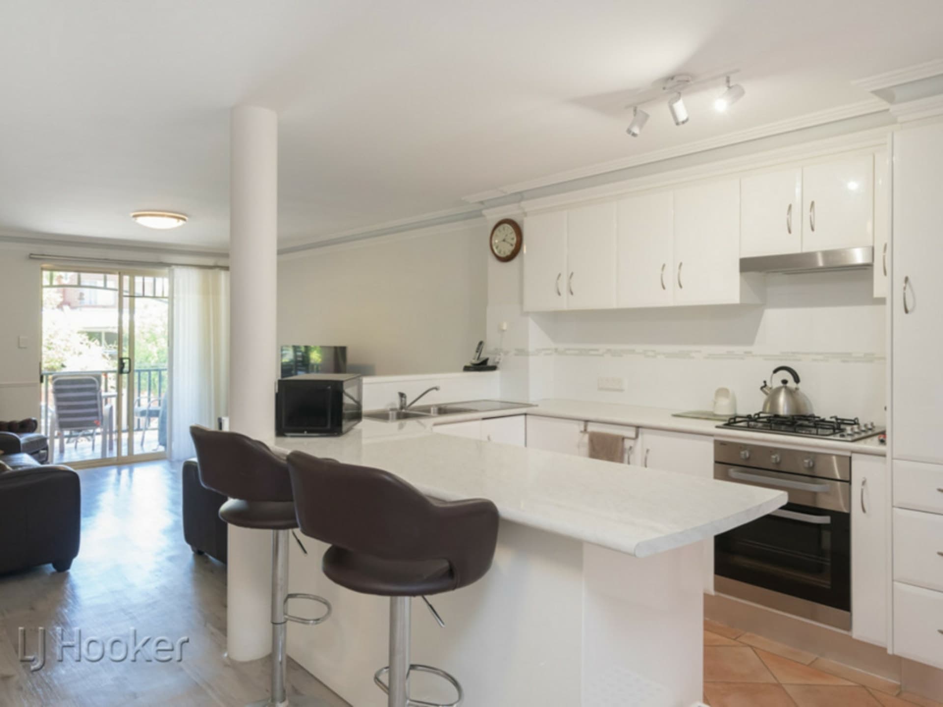 4/42 Bronte Street East Perth WA, East Perth - Thumbnail 2