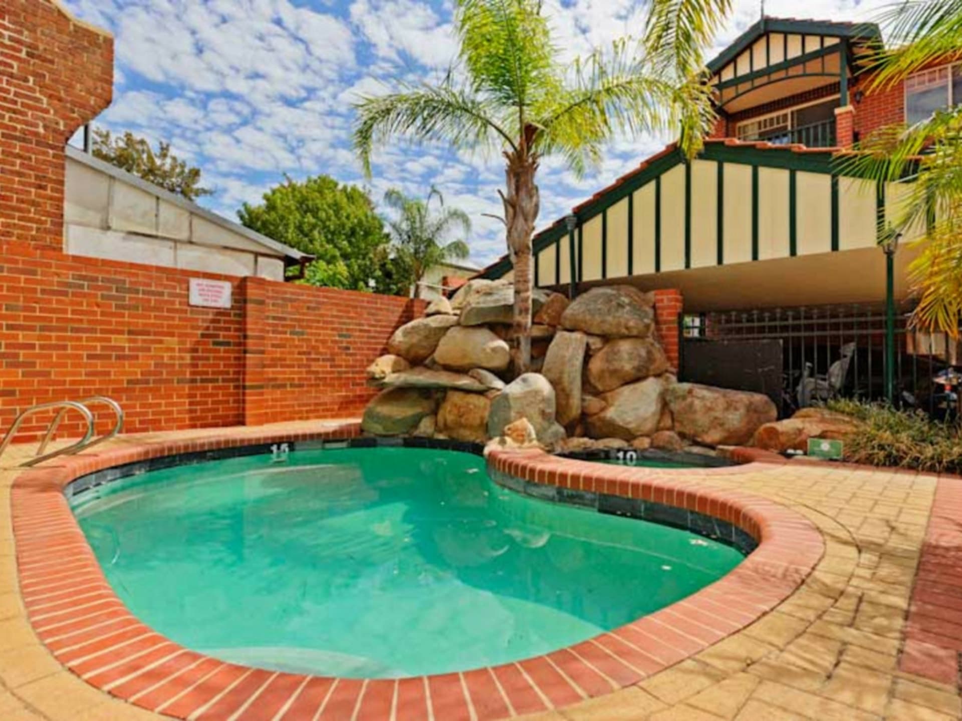 4/42 Bronte Street East Perth WA, East Perth - Thumbnail 3