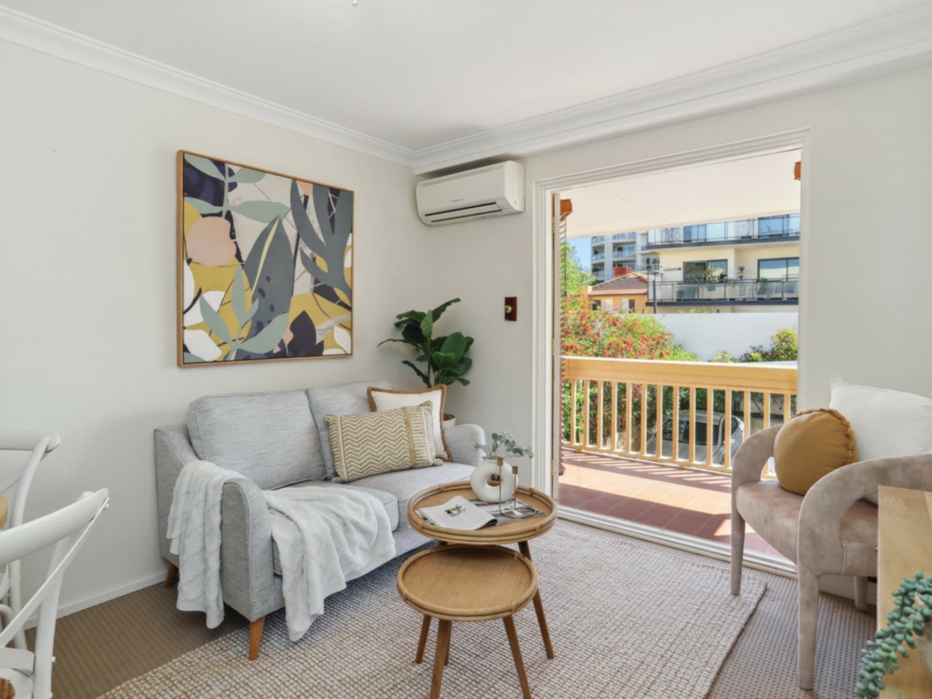 25/22 Nile Street East Perth WA, East Perth - Thumbnail 2