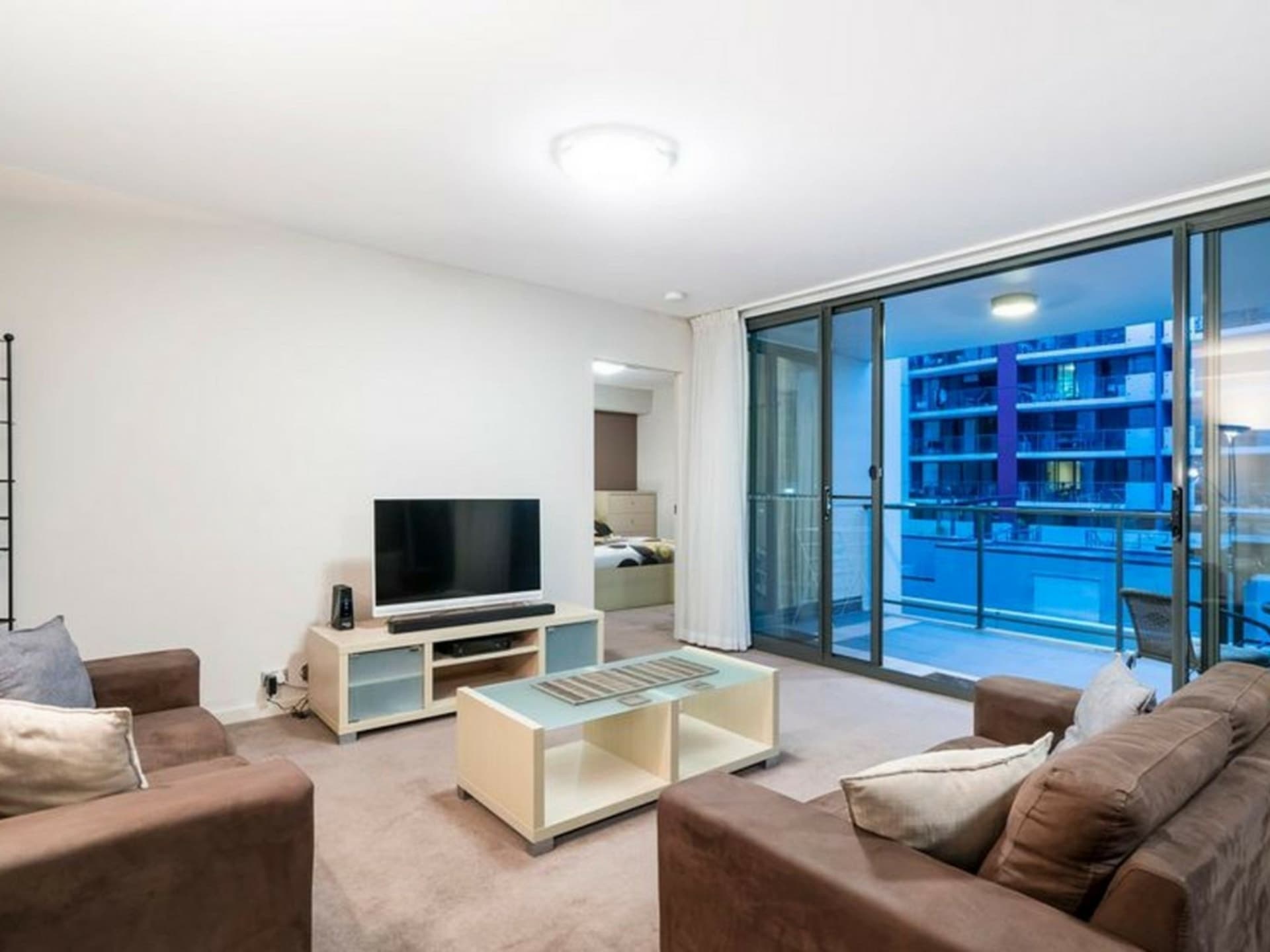 13/118 Adelaide Terrace East Perth WA, East Perth - Thumbnail 2