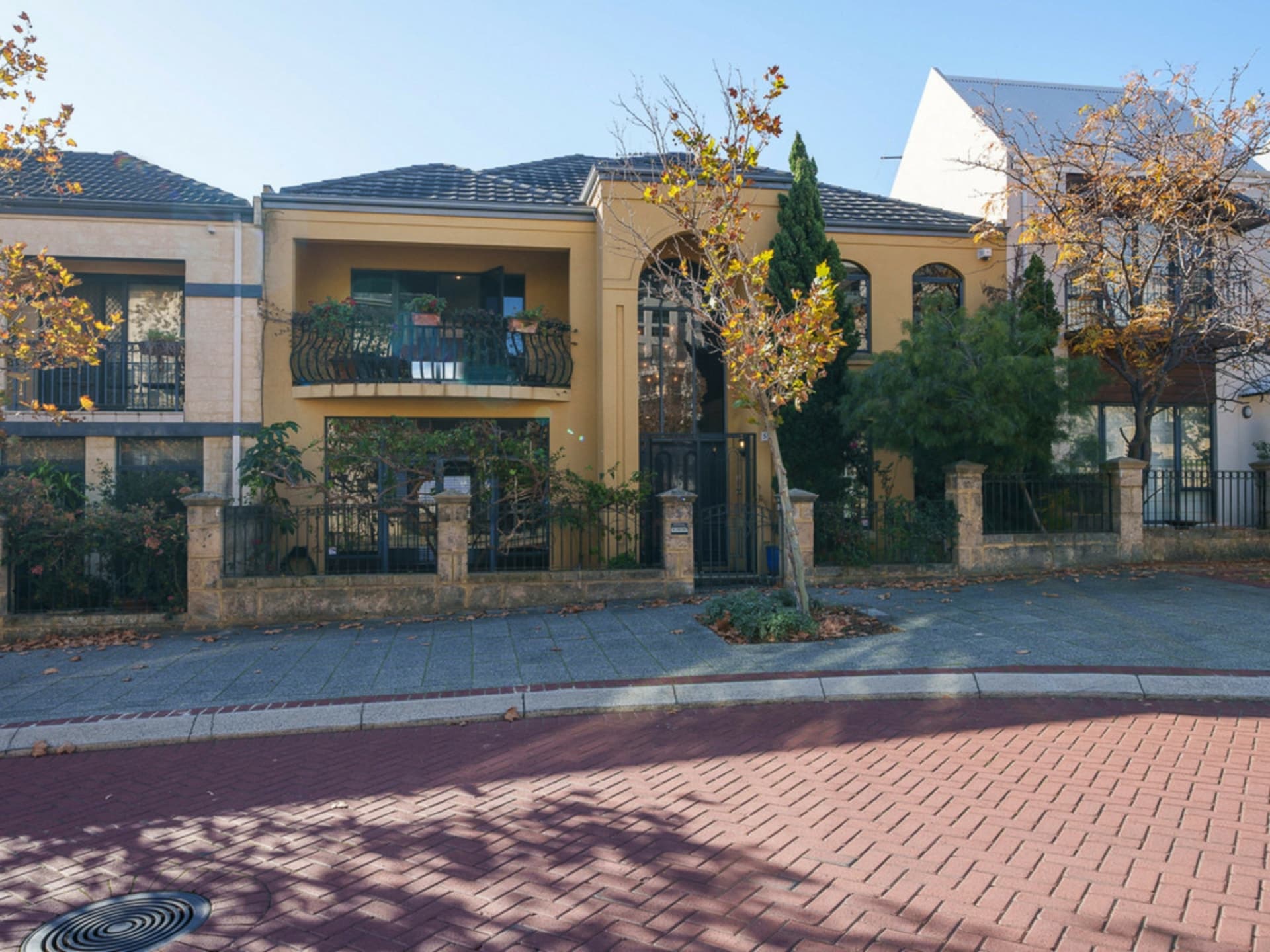 5 Haig Park Circle East Perth WA, East Perth - Thumbnail 3