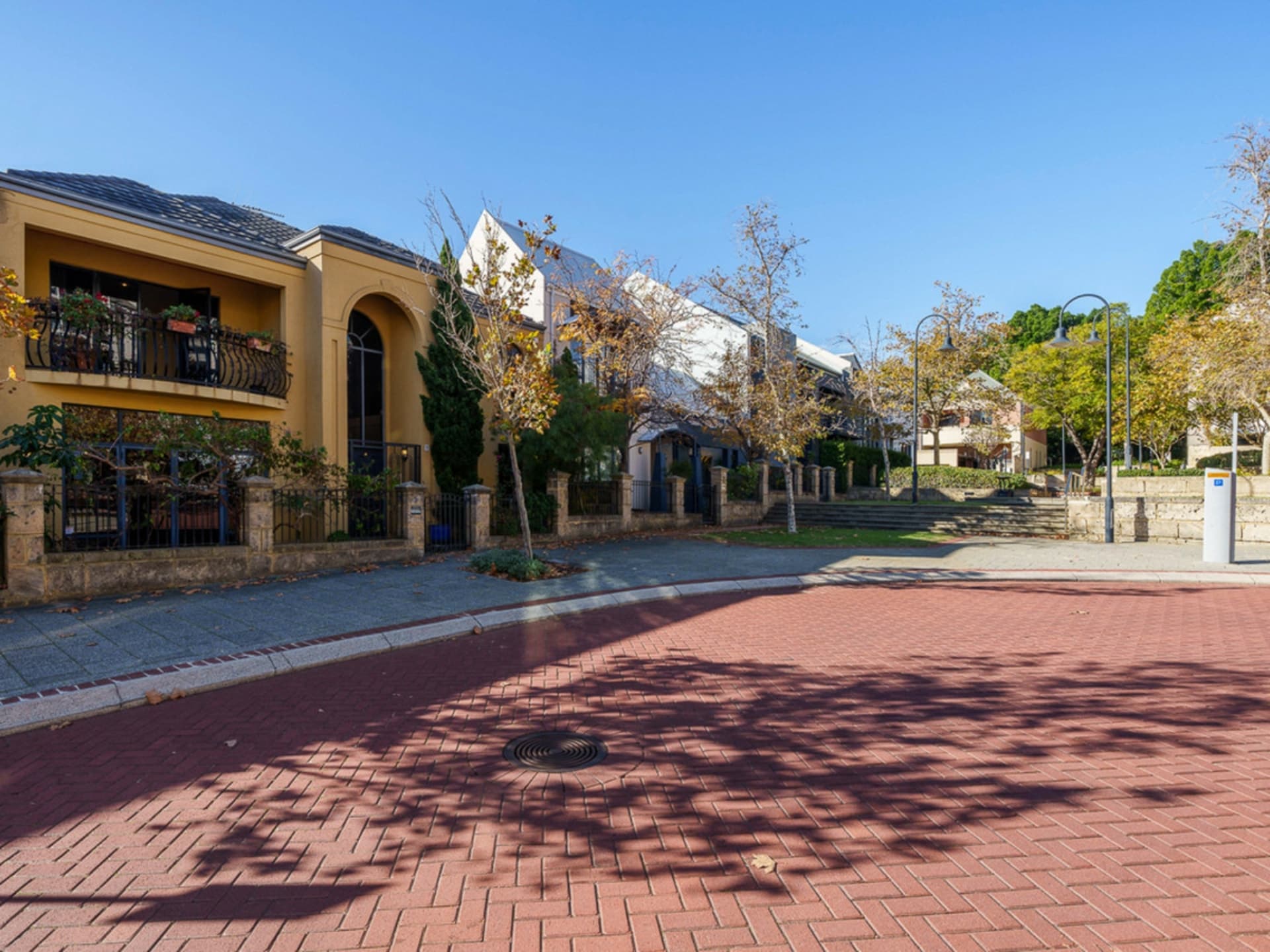 5 Haig Park Circle East Perth WA, East Perth - Thumbnail 4