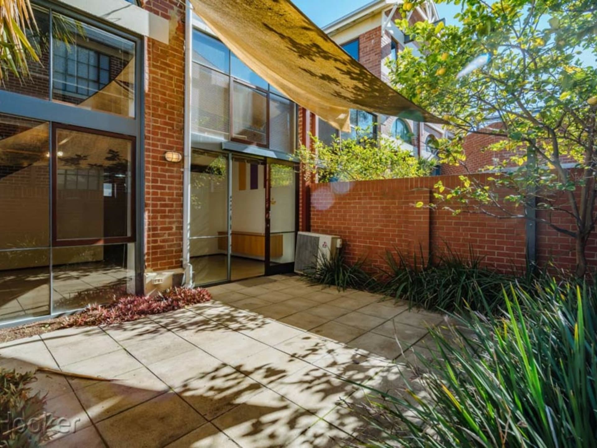 16 Glyde Street East Perth WA, East Perth - Thumbnail 4