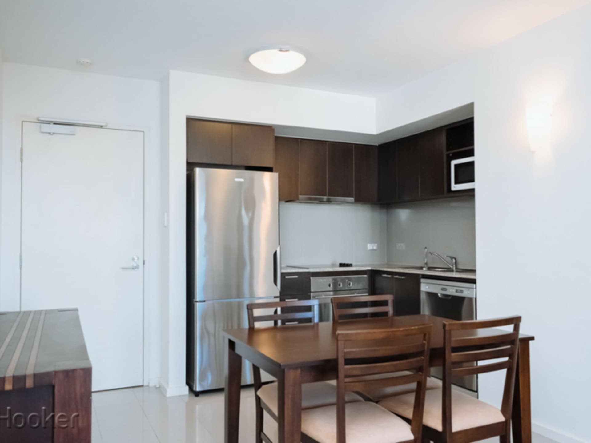 87/131 Adelaide Terrace East Perth WA, East Perth - Thumbnail 2