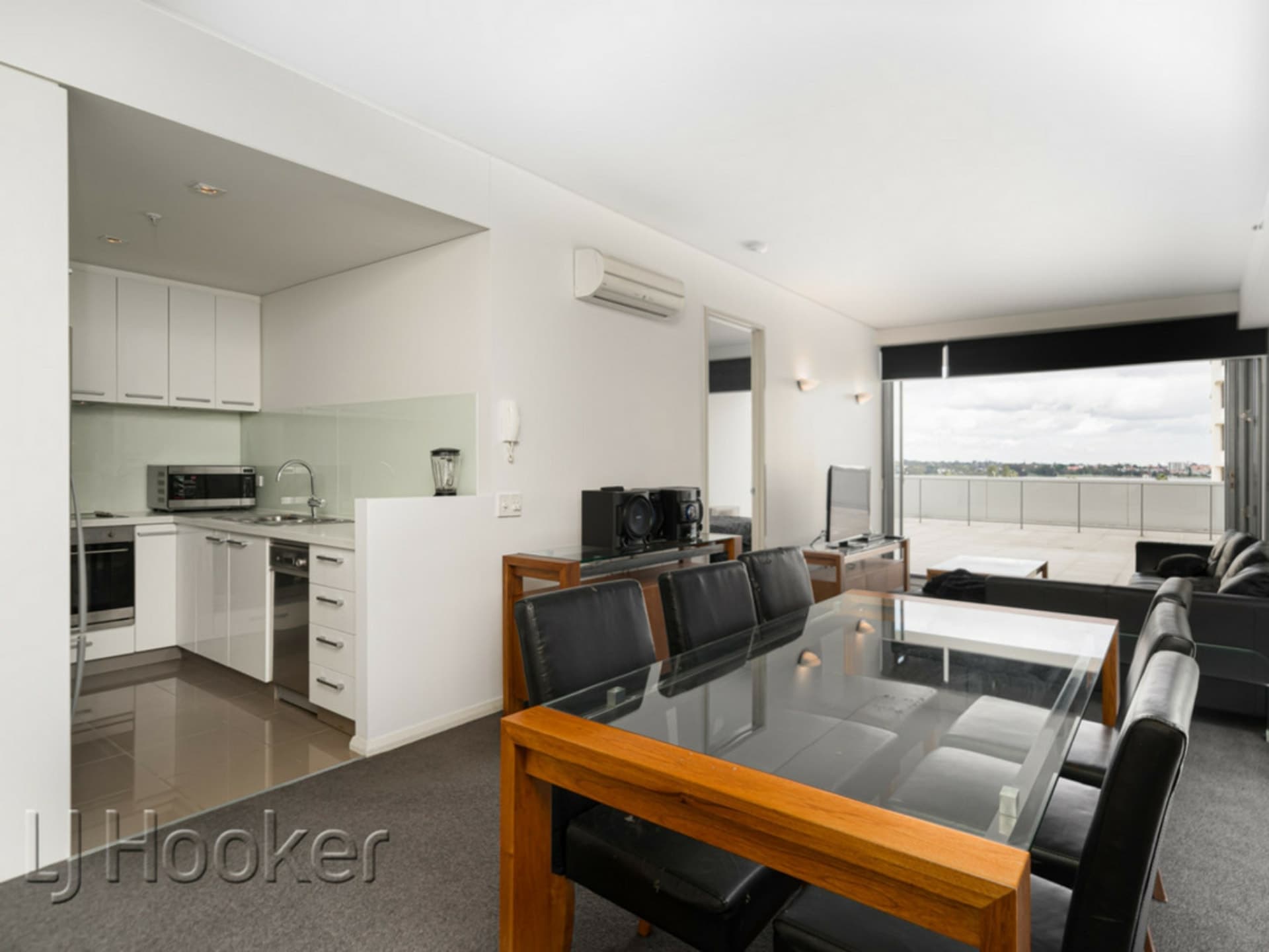 23/151 Adelaide Terrace East Perth WA, East Perth - Thumbnail 3