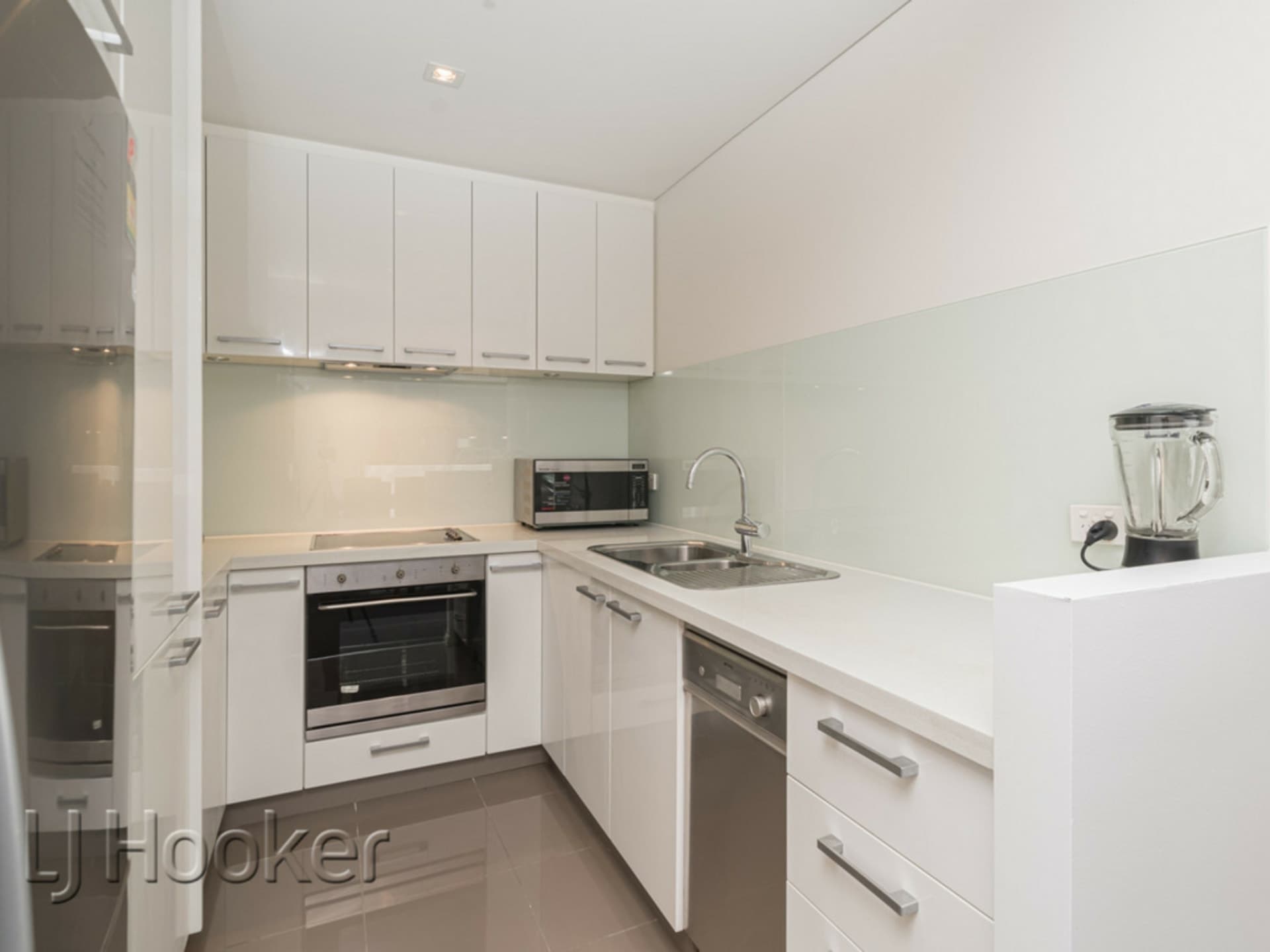 23/151 Adelaide Terrace East Perth WA, East Perth - Thumbnail 7