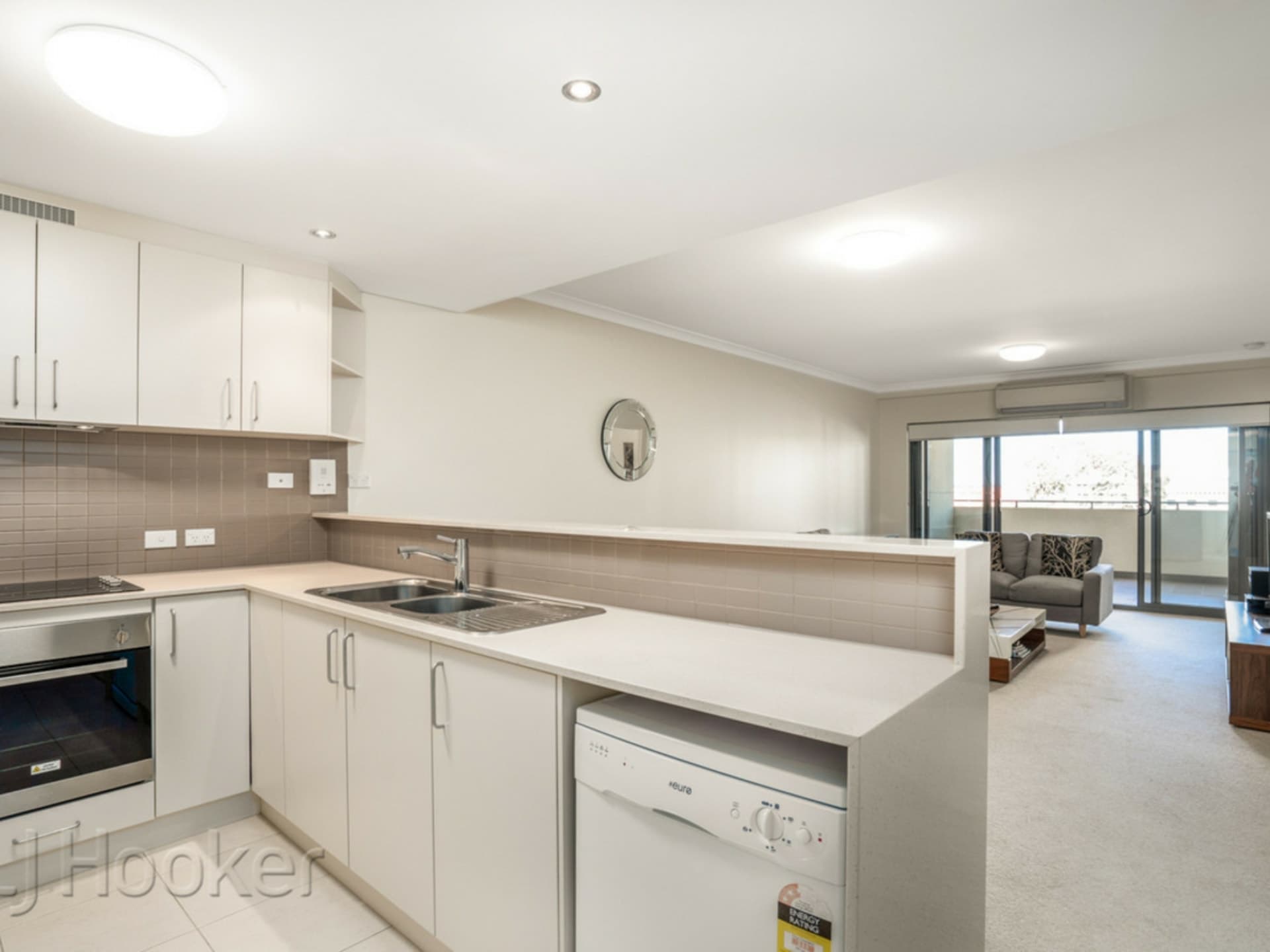 62/18 Wellington Street East Perth WA, East Perth - Thumbnail 5
