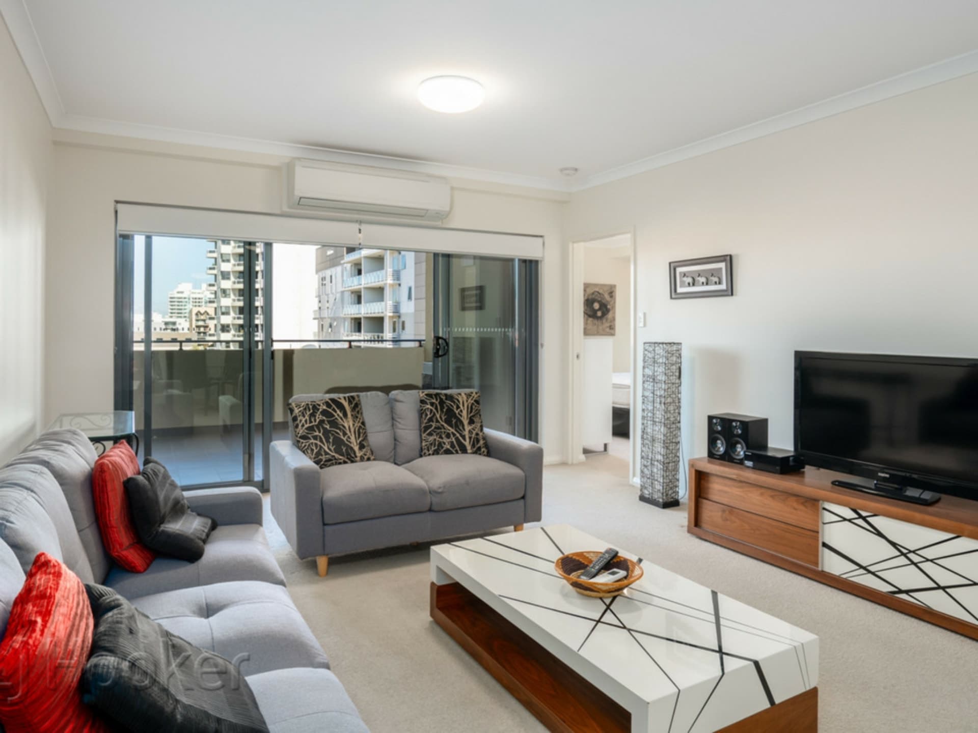 62/18 Wellington Street East Perth WA, East Perth - Thumbnail 8