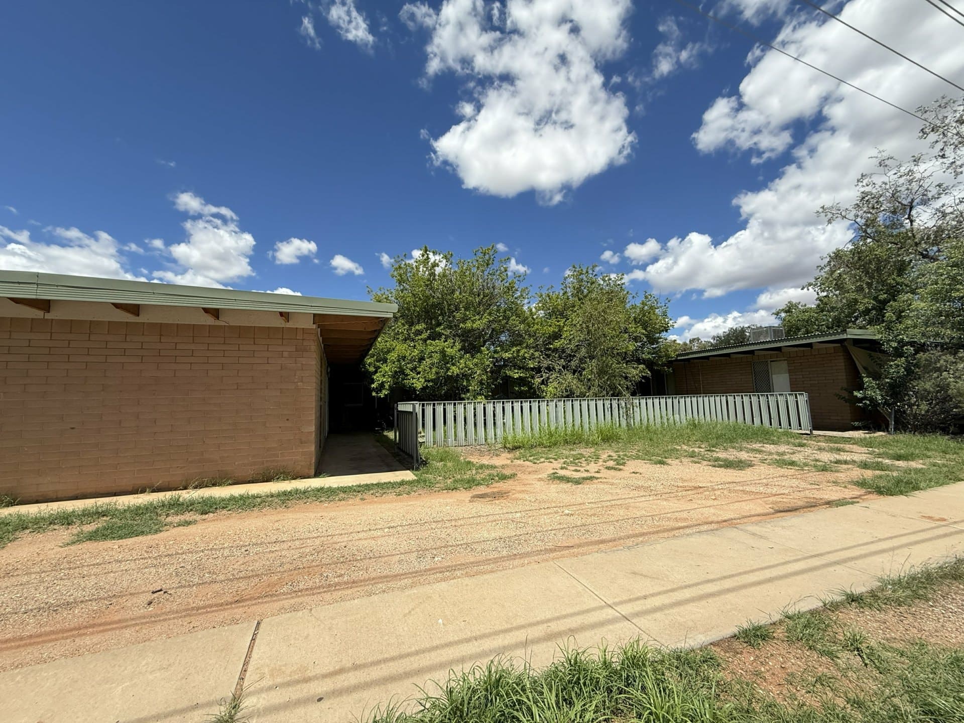 5/17 Giles Street East Side NT, East Side - Thumbnail 2