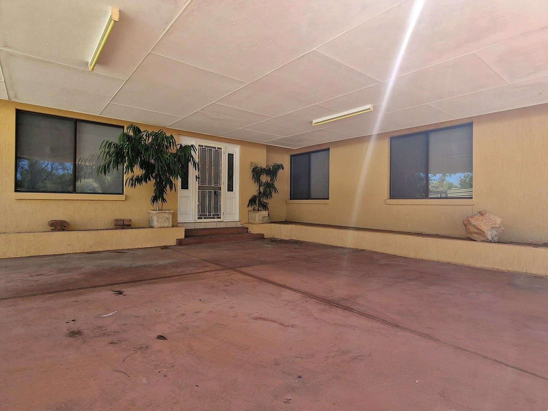 7 Dalby Court East Side NT, East Side - Image 1