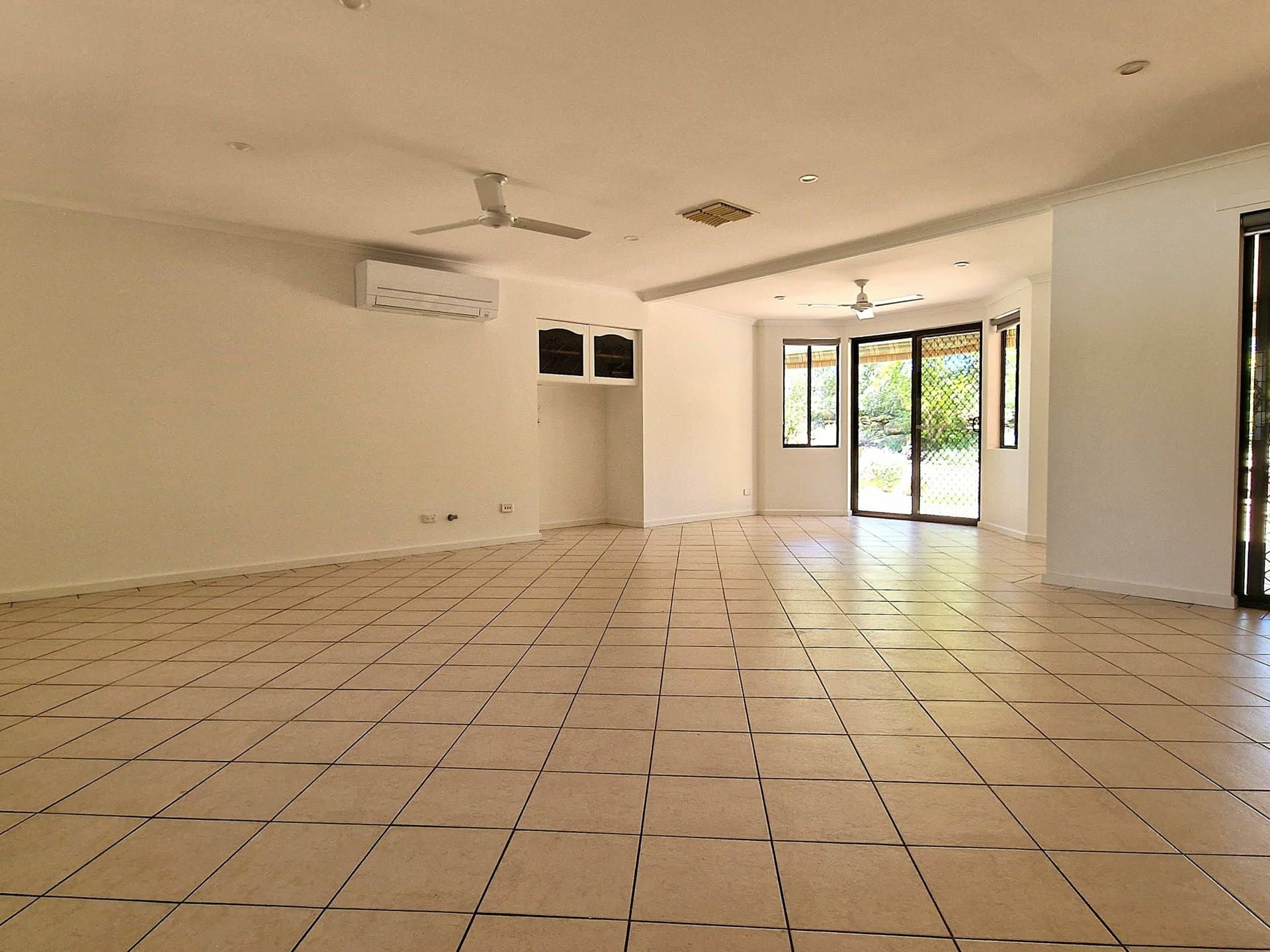7 Dalby Court East Side NT, East Side - Thumbnail 6