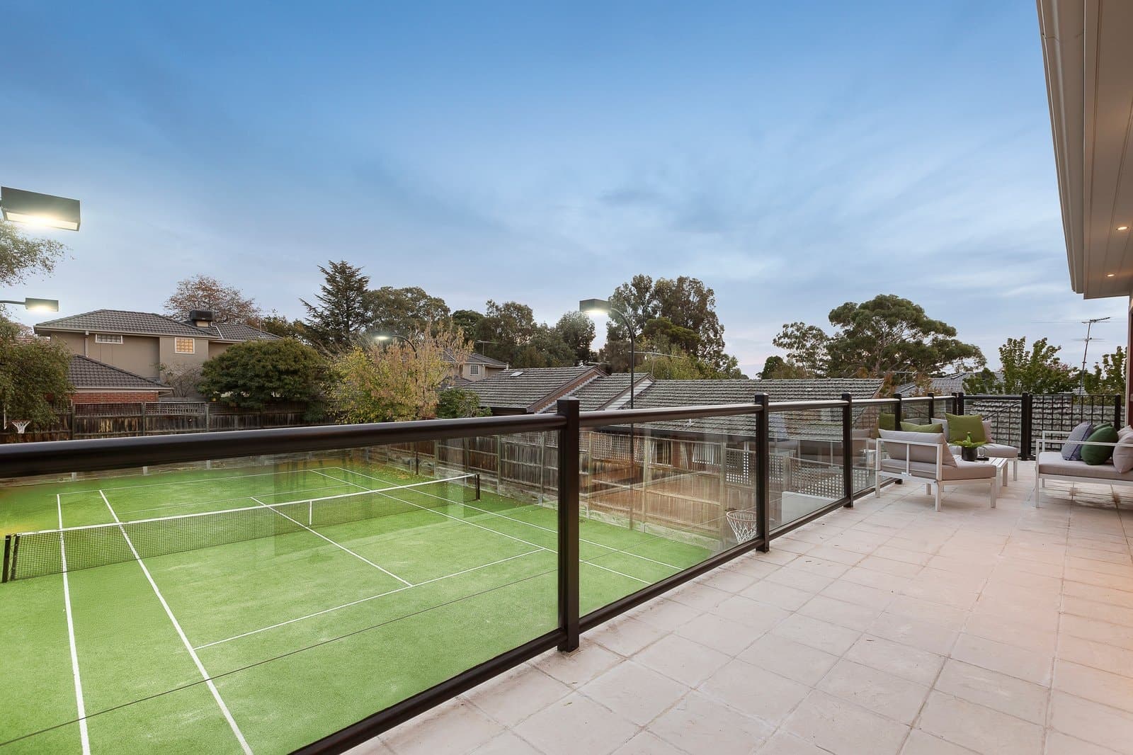 8 Avondale Grove, Mount Waverley - Thumbnail 6
