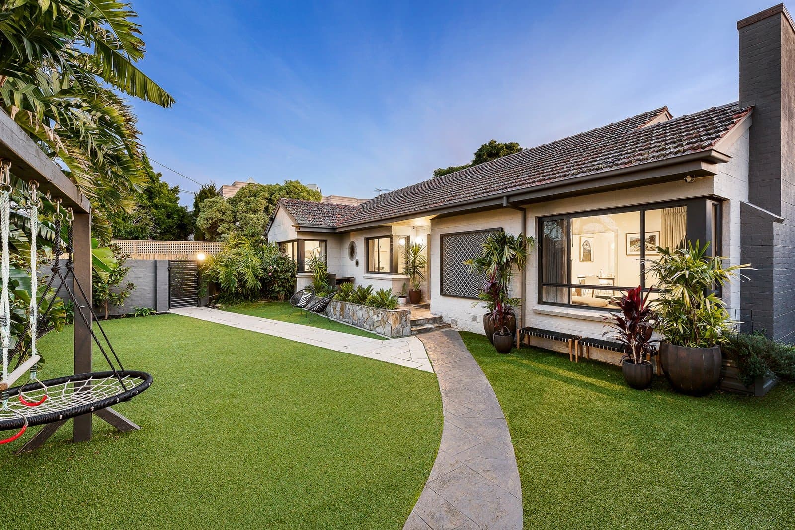 35 Canberra Grove, Brighton East - Thumbnail 2