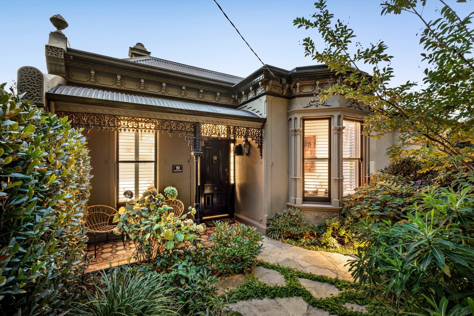 19 Chatsworth Road, Prahran - Thumbnail 2