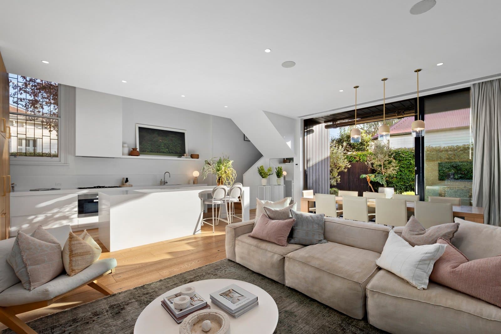 19 Chatsworth Road, Prahran - Thumbnail 4
