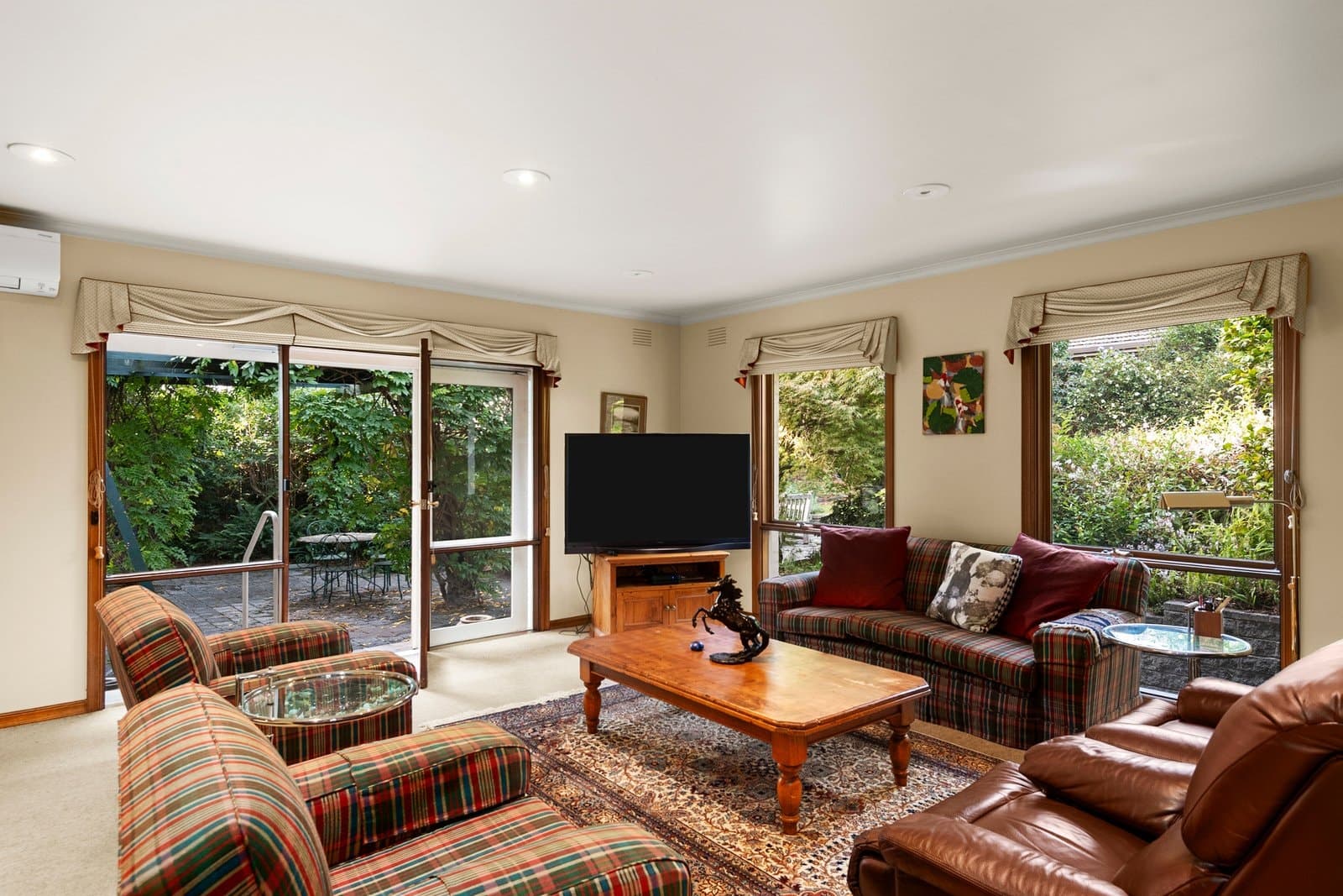 33 Ellsa Street, Balwyn North - Thumbnail 5