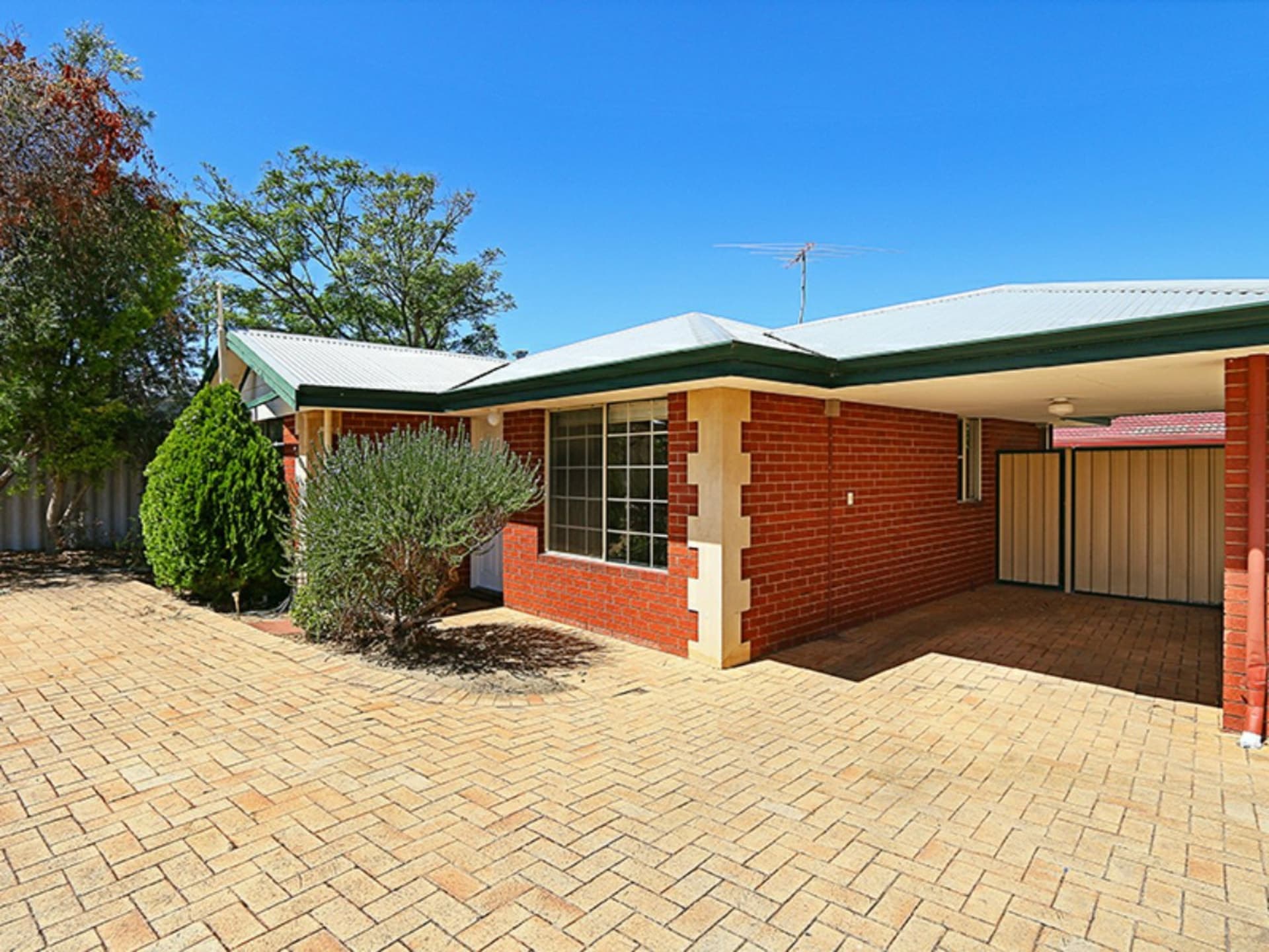 10C Kate Street East Victoria Park WA, East Victoria Park - Image 1