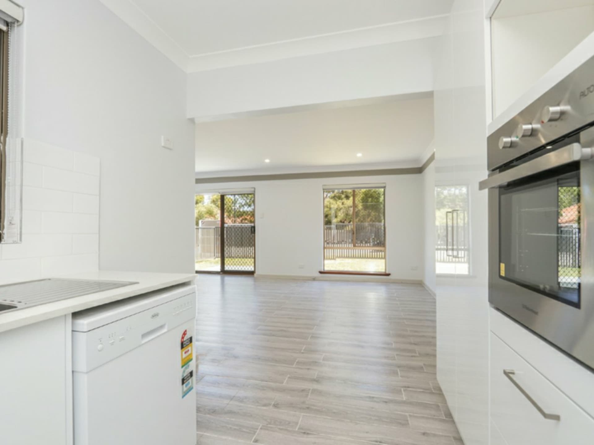 1A Archdeacon Street East Victoria Park WA, East Victoria Park - Thumbnail 5