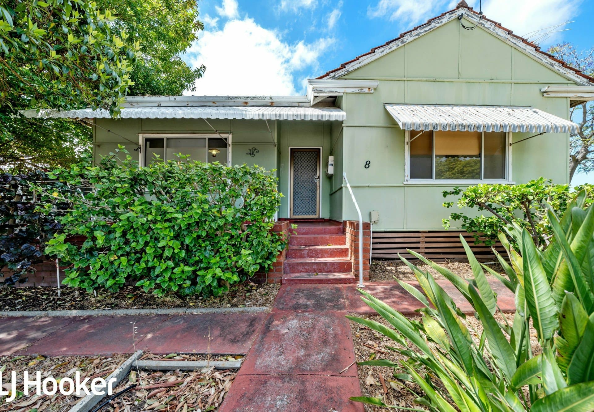 8 Plummer Street East Victoria Park WA, East Victoria Park - Image 1