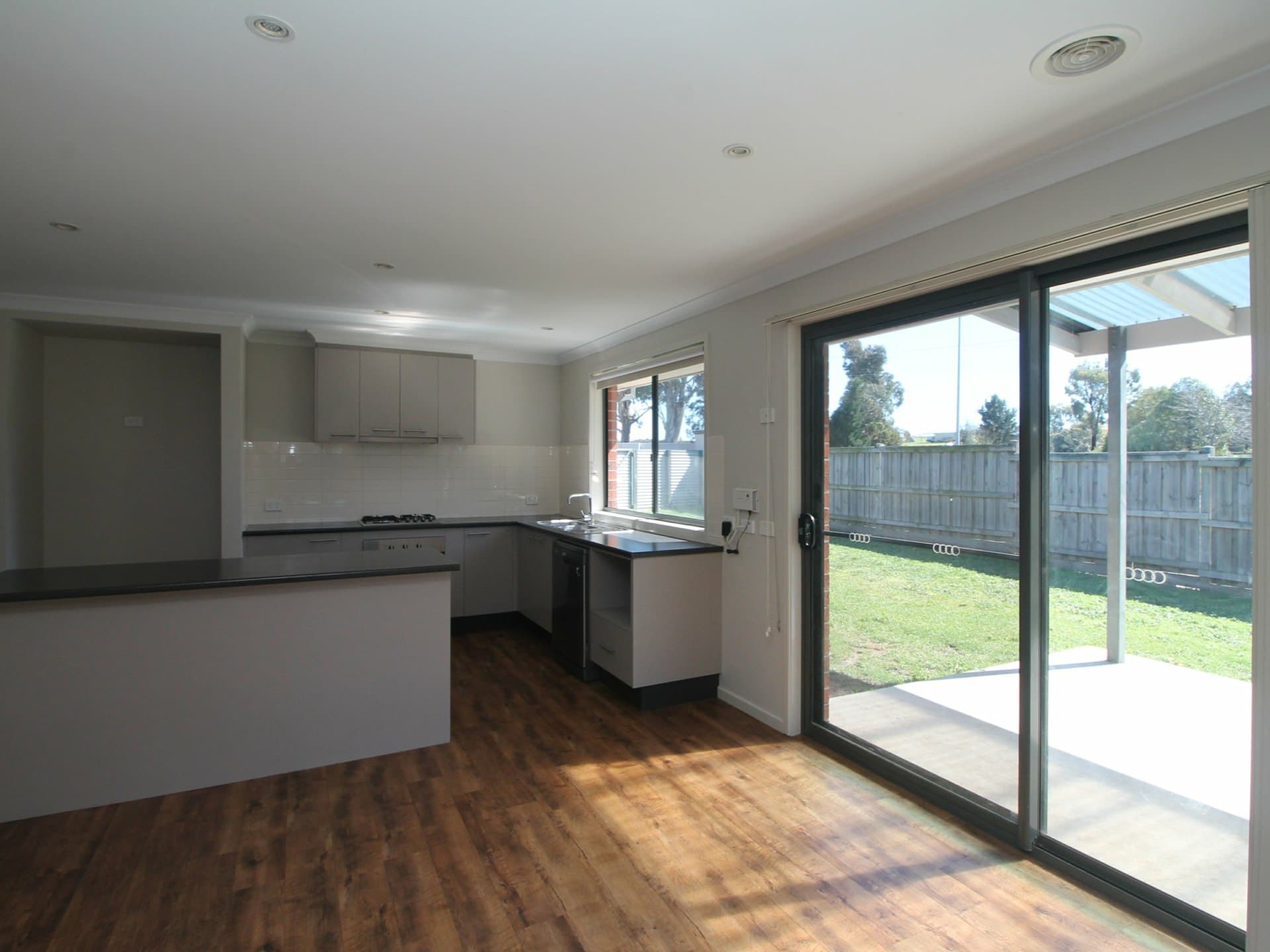 1 Eastern View Drive Eastwood VIC, Eastwood - Thumbnail 2