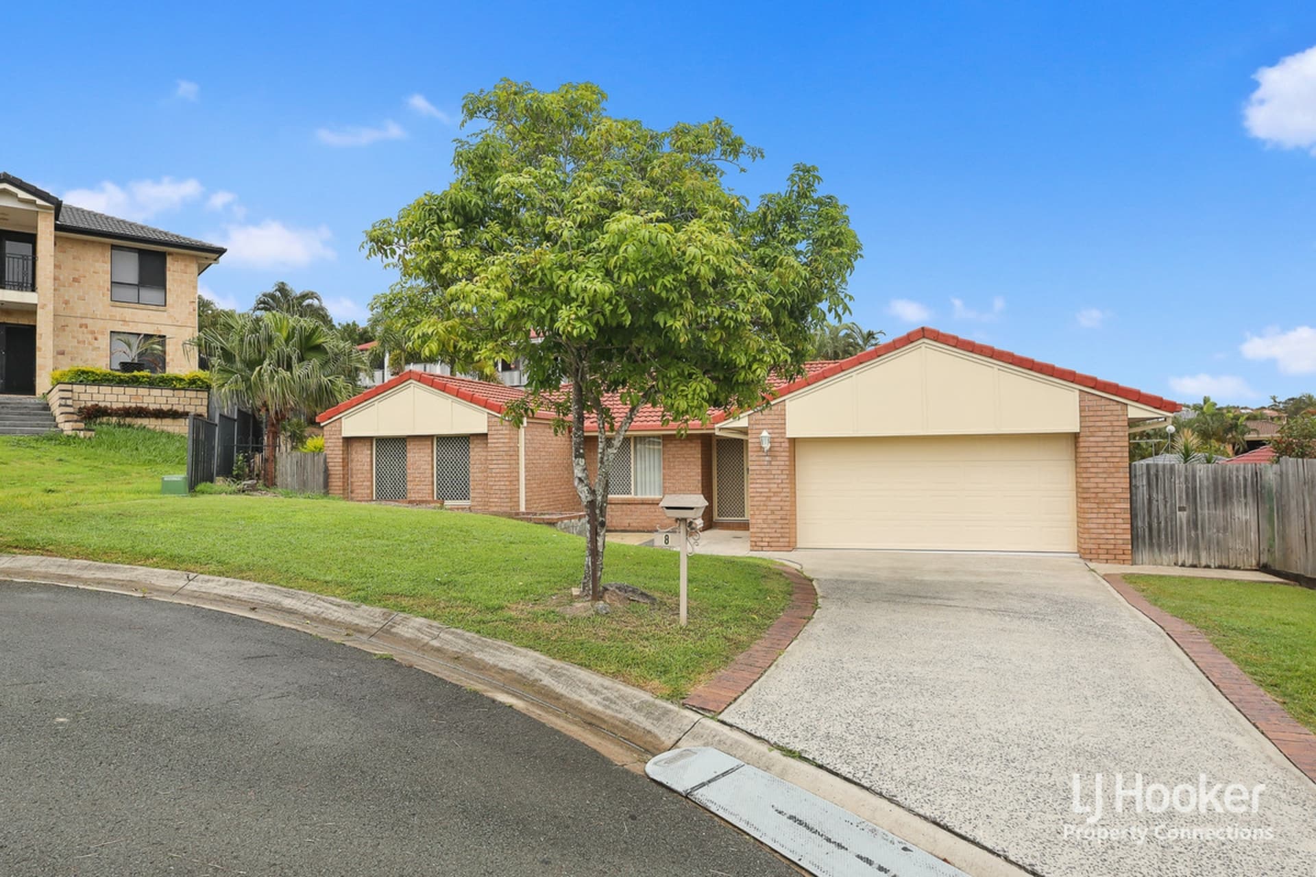 8 Handel Court Eatons Hill QLD, Eatons Hill - Thumbnail 2