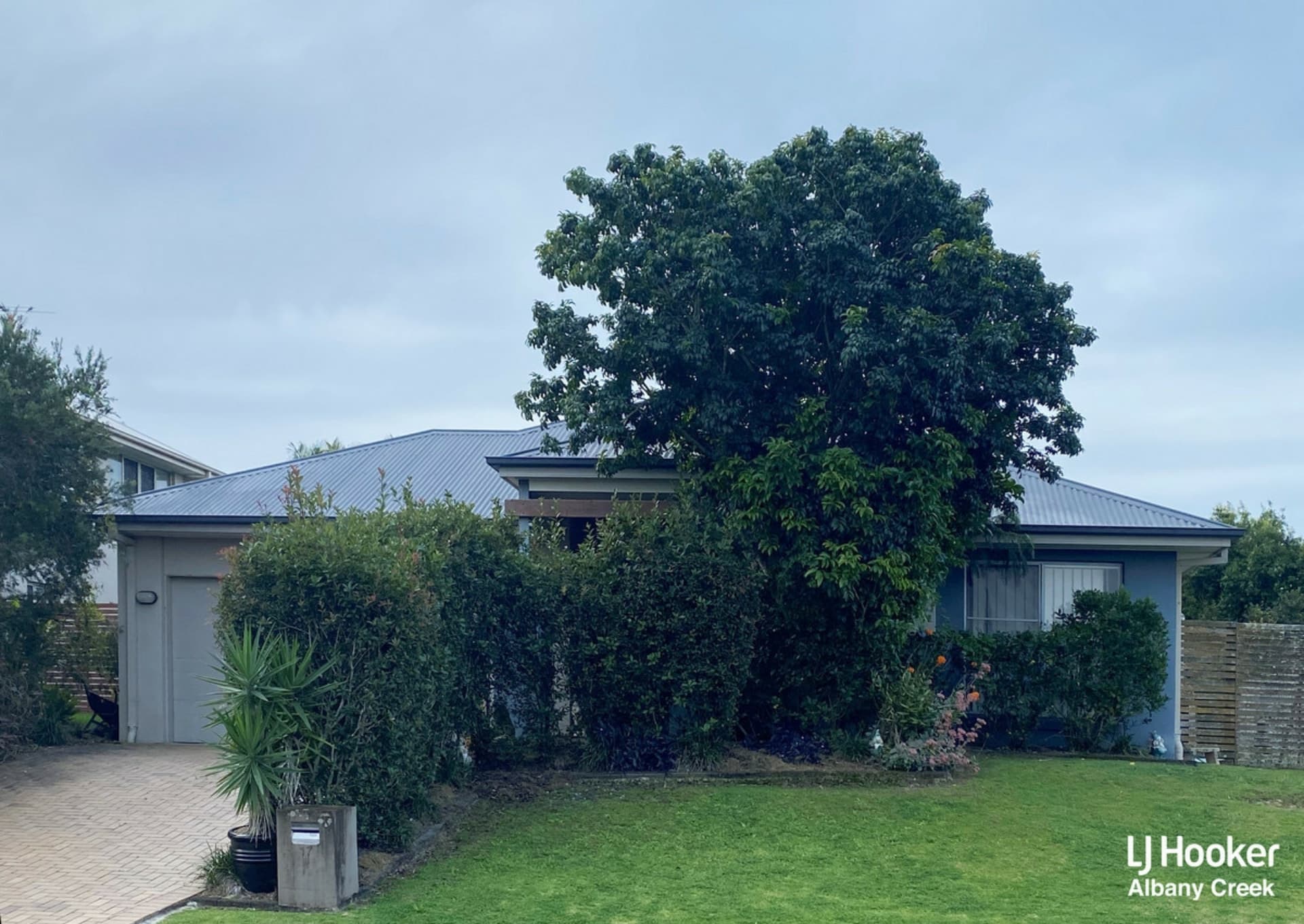 17 Tributary Court Eatons Hill QLD, Eatons Hill - Image 1