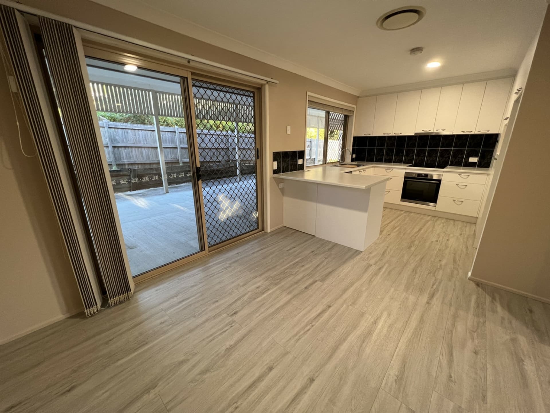 10 Janna Court Eatons Hill QLD, Eatons Hill - Thumbnail 2