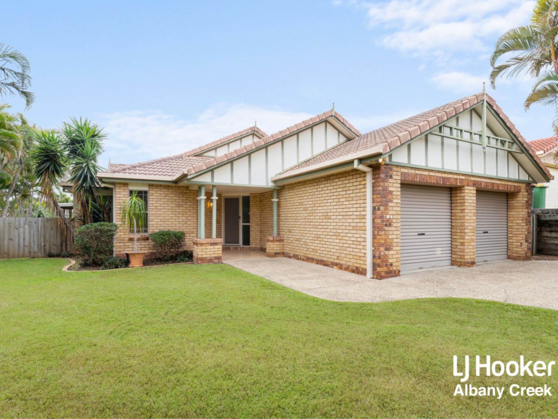 27 Marina Court Eatons Hill QLD, Eatons Hill - Thumbnail 2