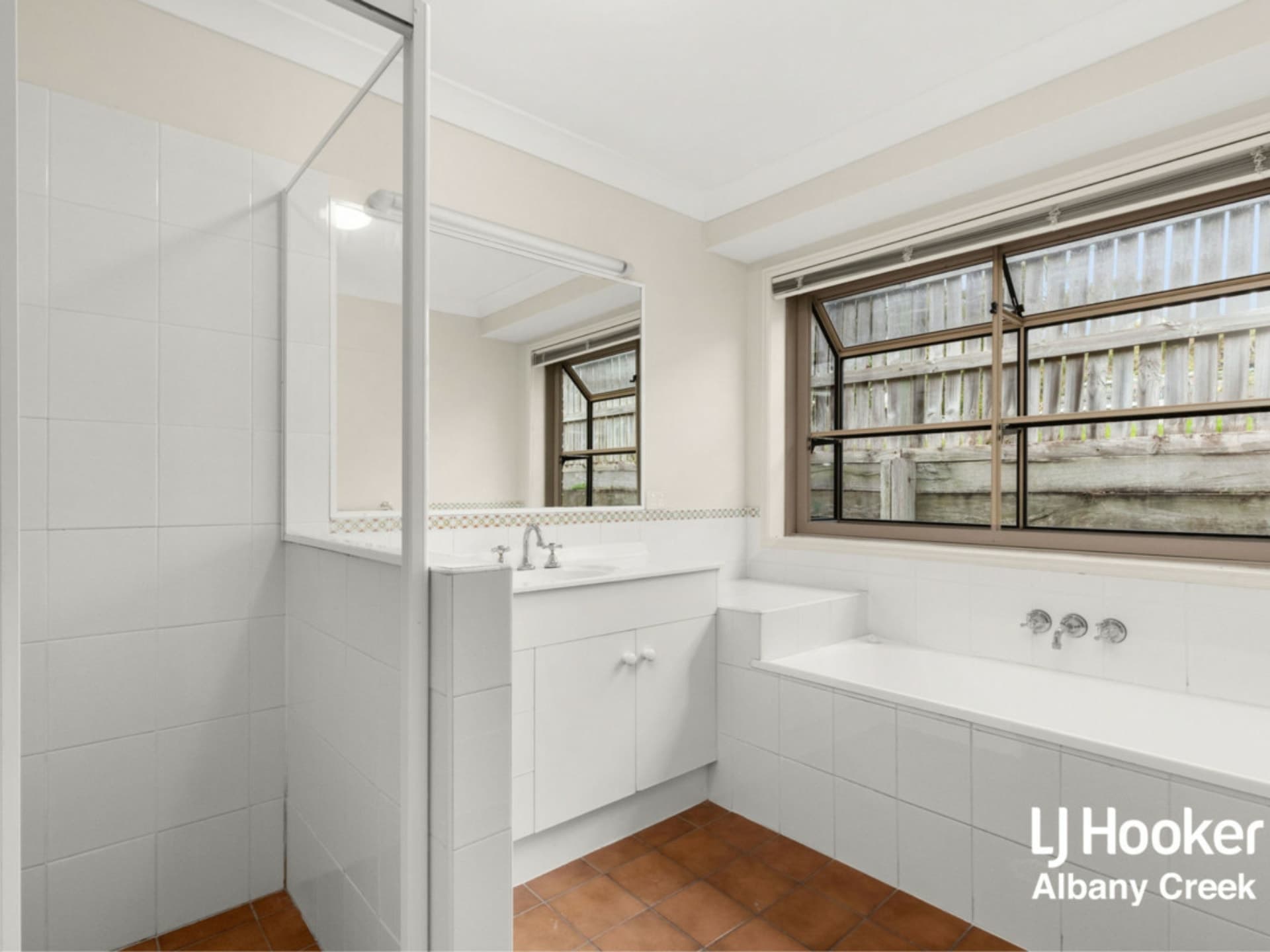 27 Marina Court Eatons Hill QLD, Eatons Hill - Thumbnail 5