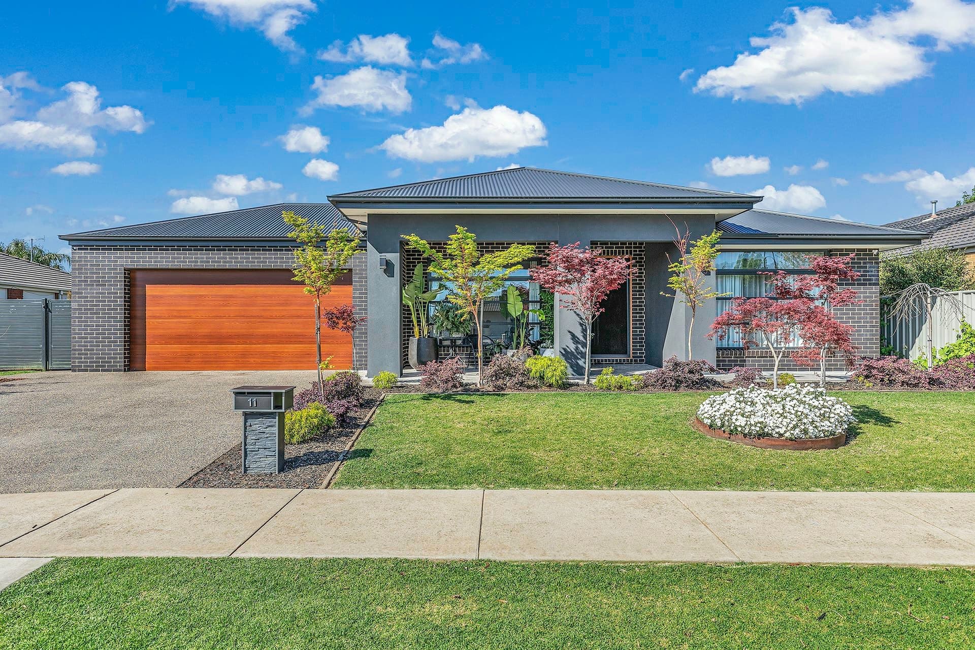 11 James Street Echuca VIC, Echuca - Image 1