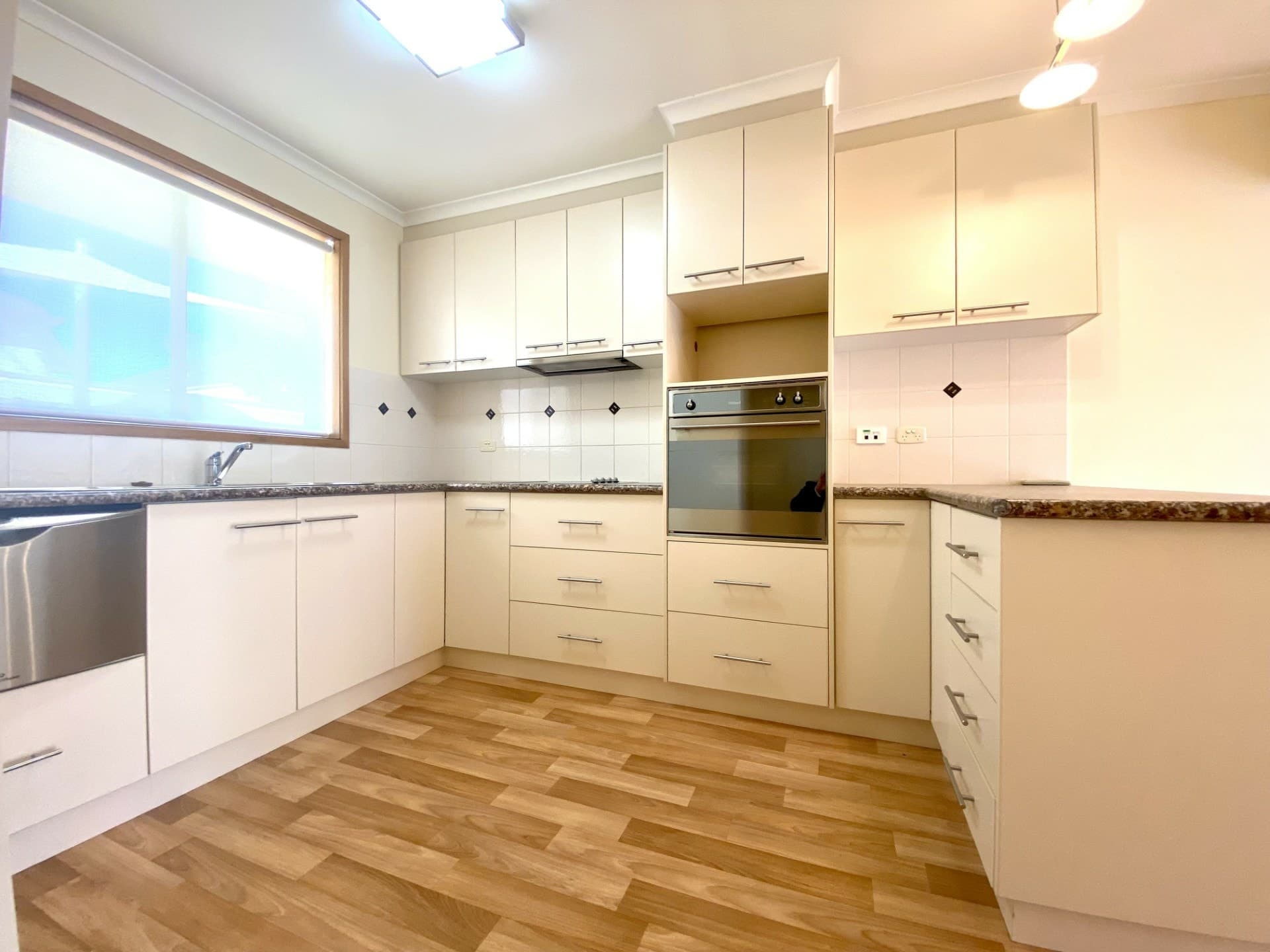 2/85 Hare Street Echuca VIC, Echuca - Thumbnail 3