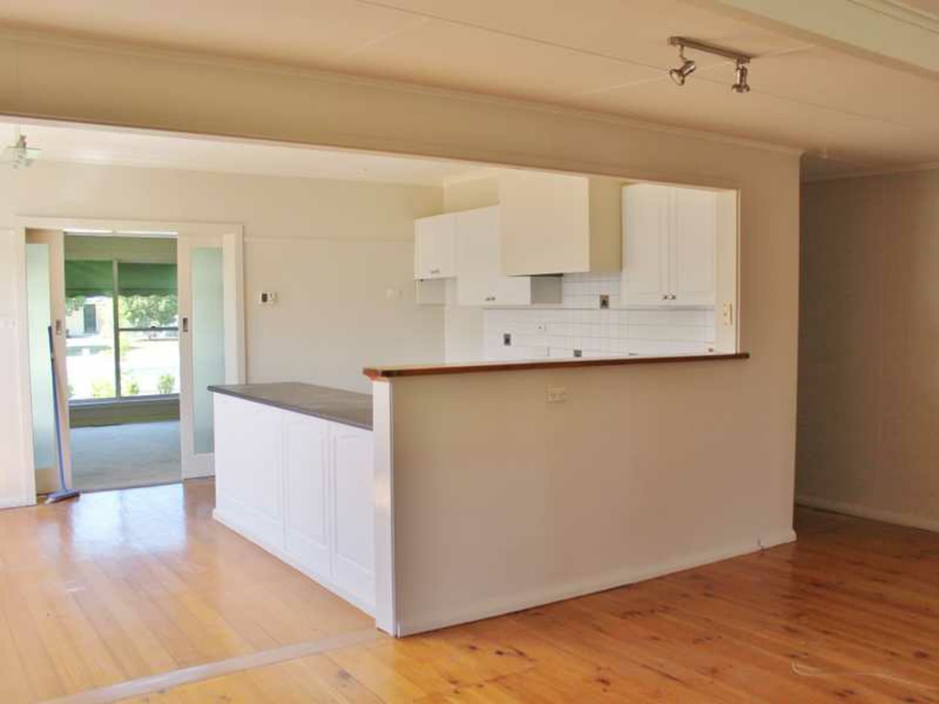 37 Barry Street Echuca VIC, Echuca - Thumbnail 4