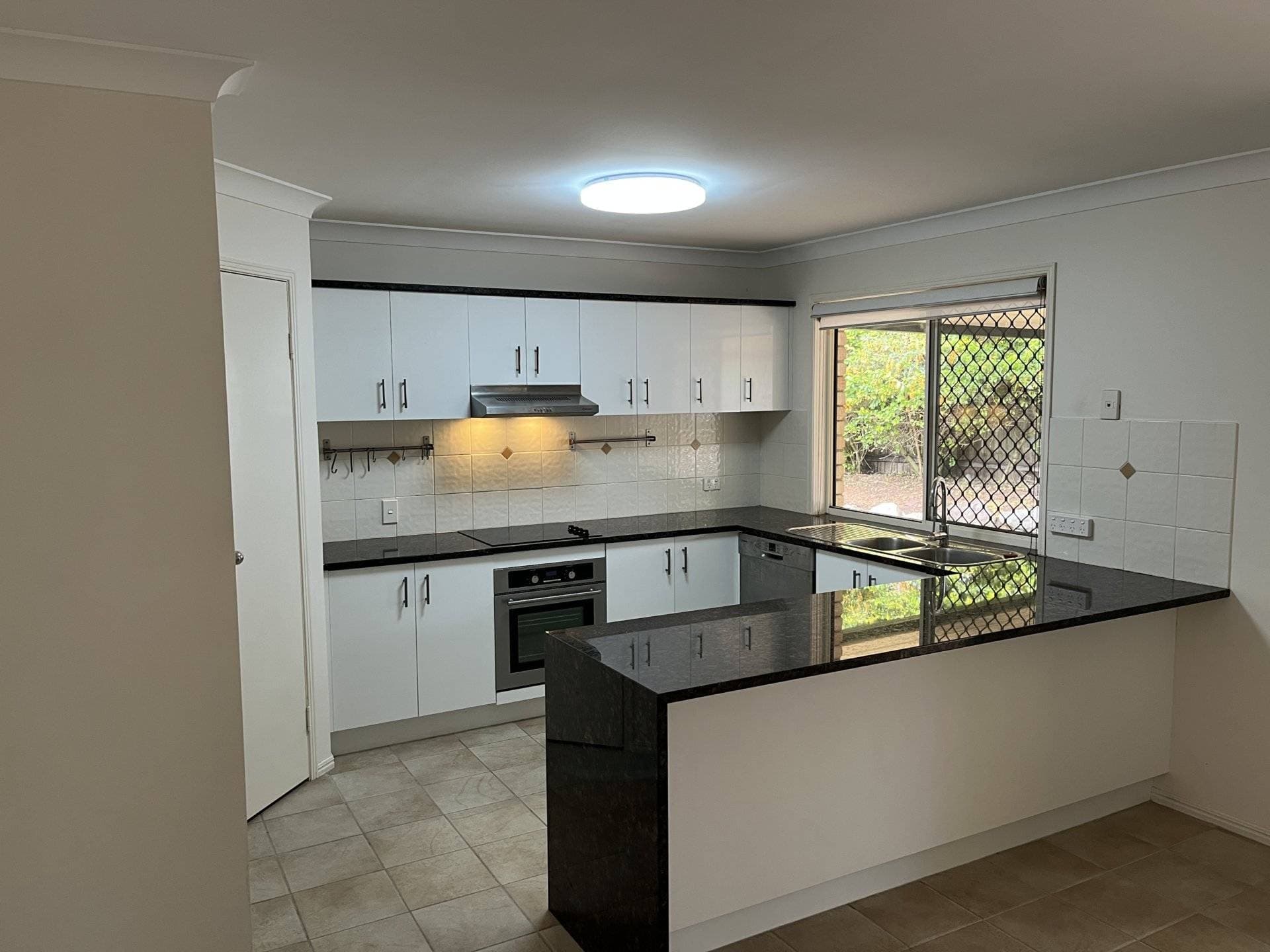 3 Deiter Court Edens Landing QLD, Edens Landing - Thumbnail 3