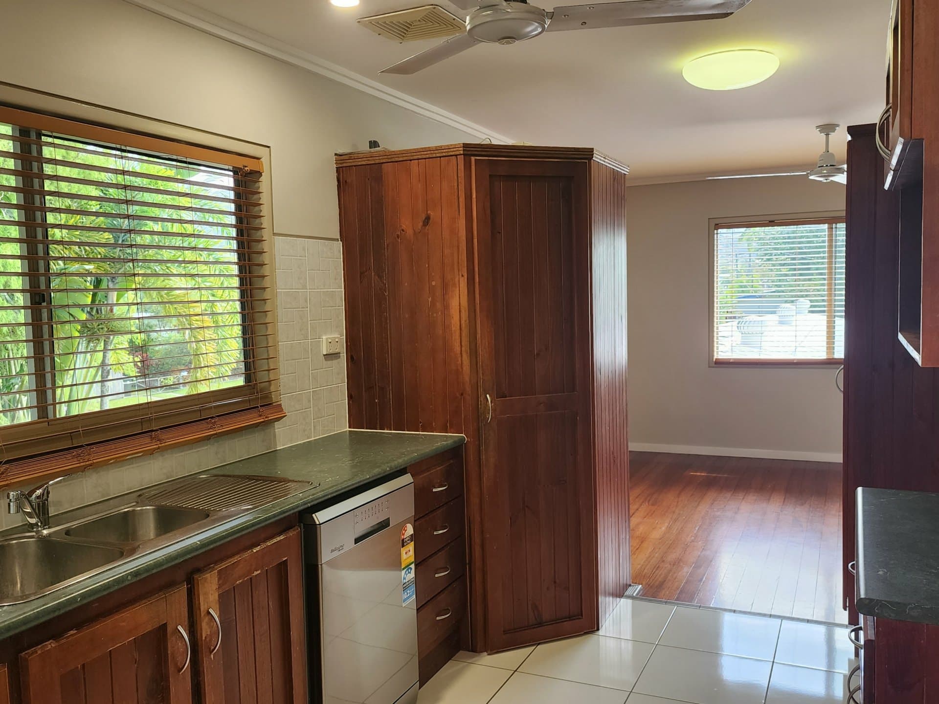 110 Russell Street Edge Hill QLD, Edge Hill - Thumbnail 4