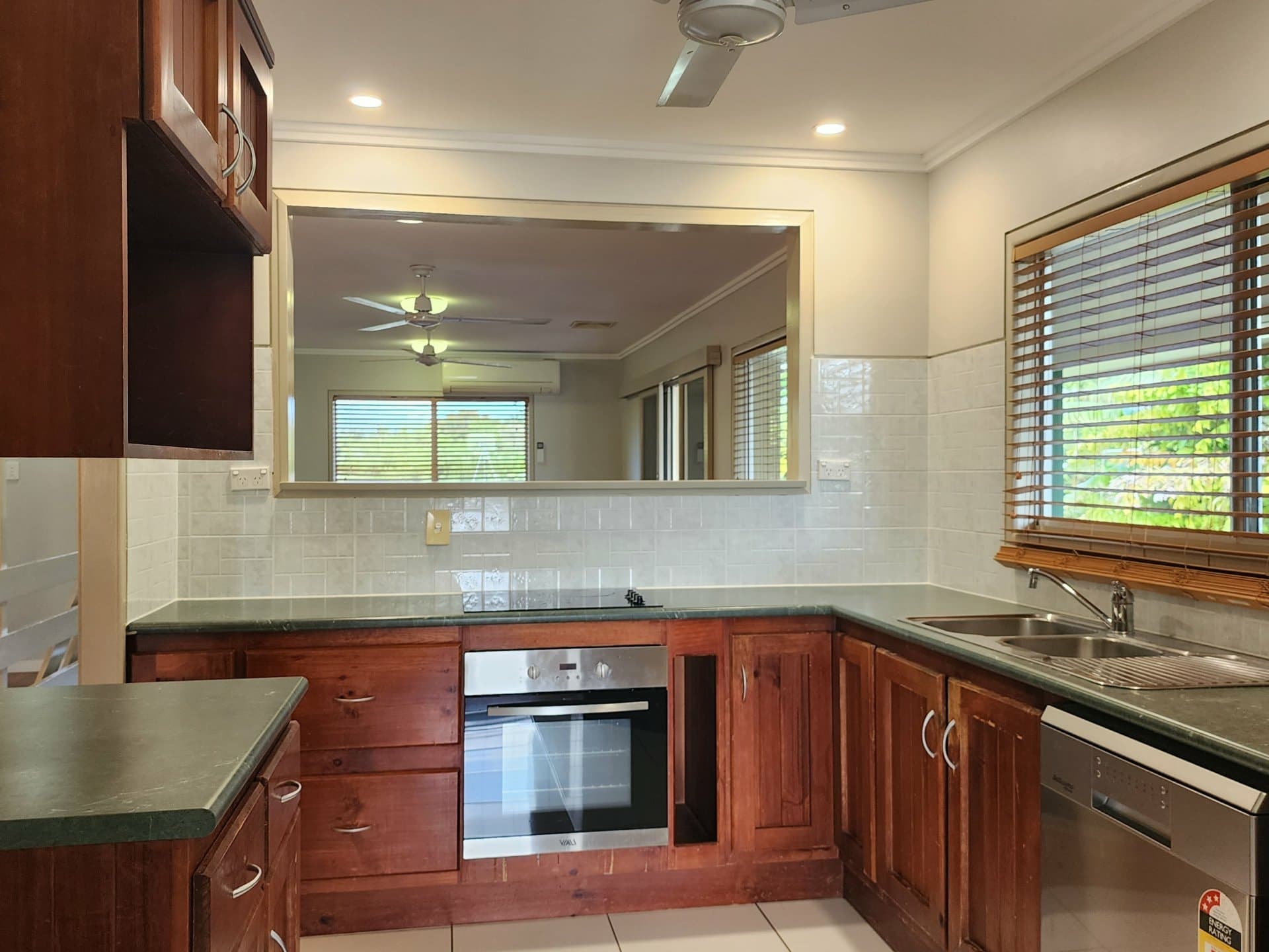 110 Russell Street Edge Hill QLD, Edge Hill - Thumbnail 5