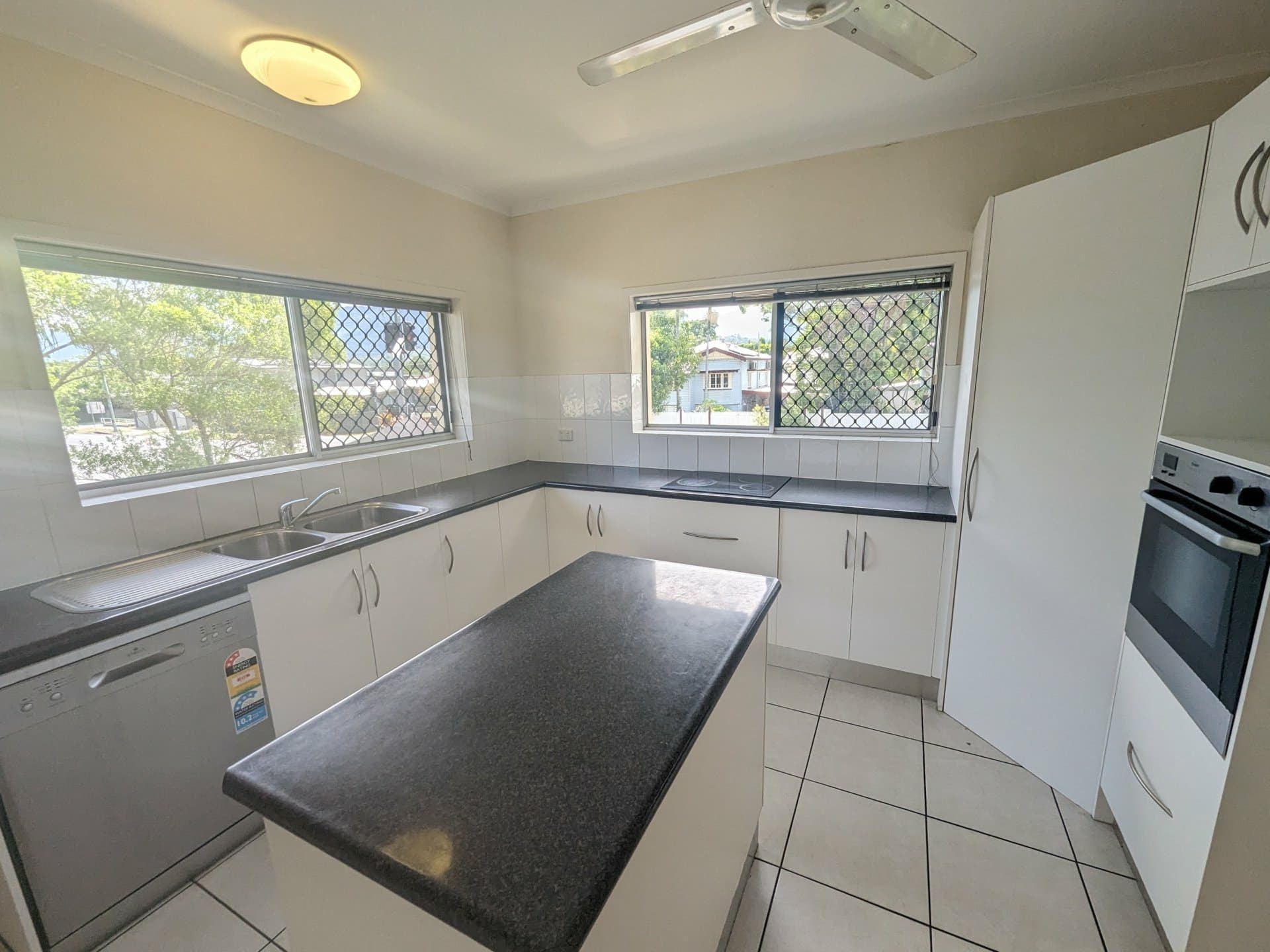 6/306 Pease Street Edge Hill QLD, Edge Hill - Thumbnail 3