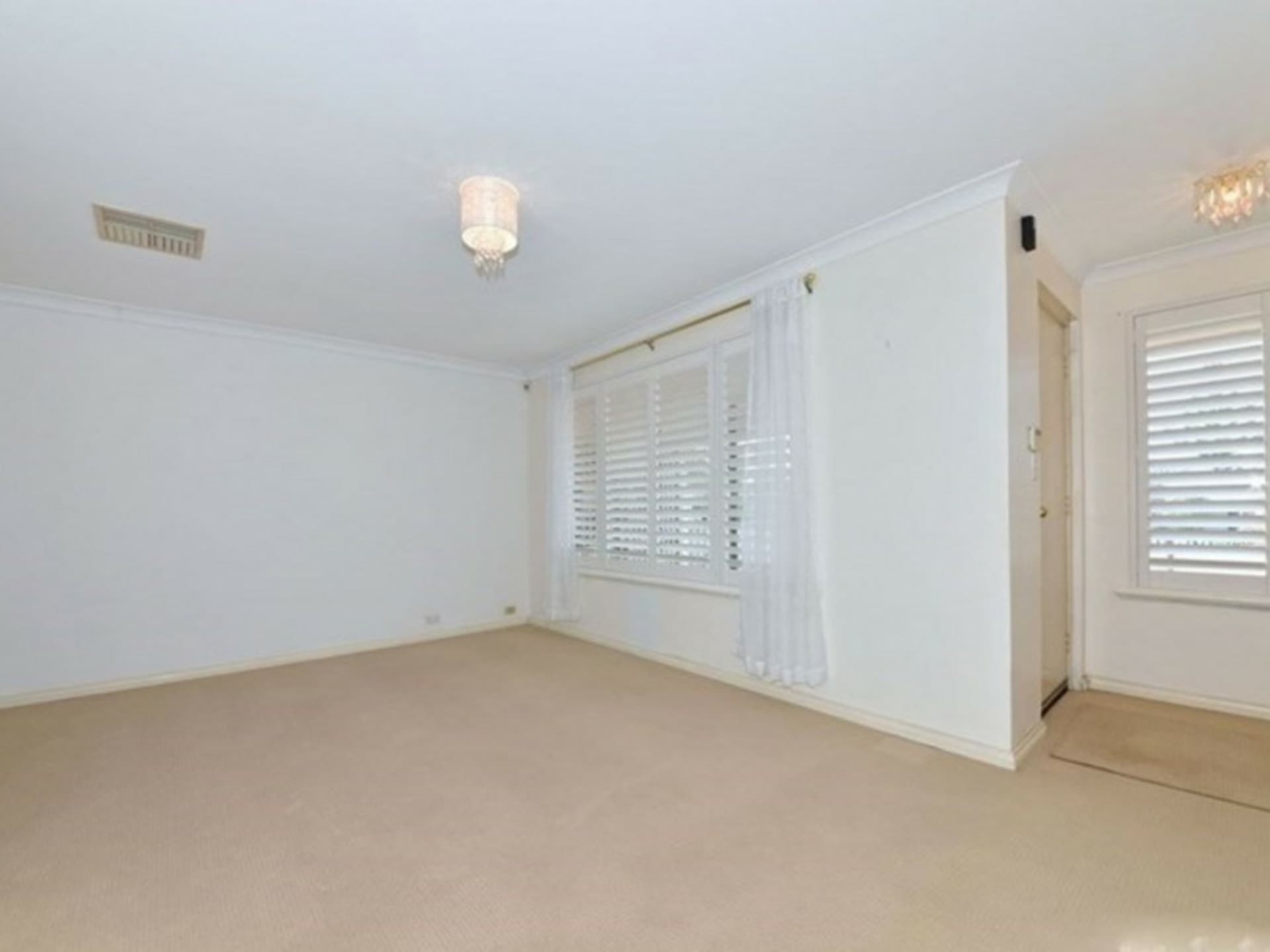 6 Tipuana Place Edgewater WA, Edgewater - Thumbnail 5