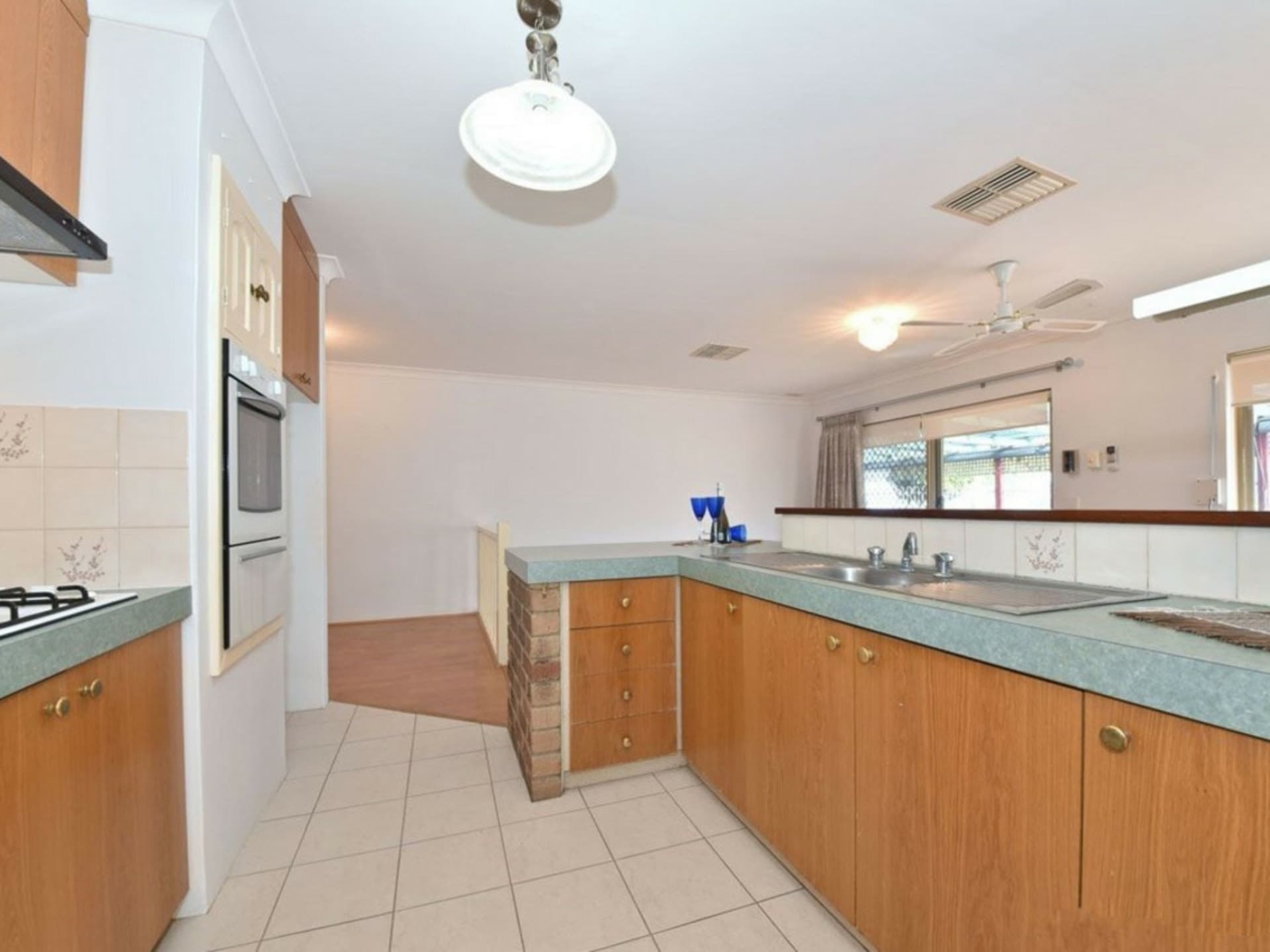 6 Tipuana Place Edgewater WA, Edgewater - Thumbnail 8