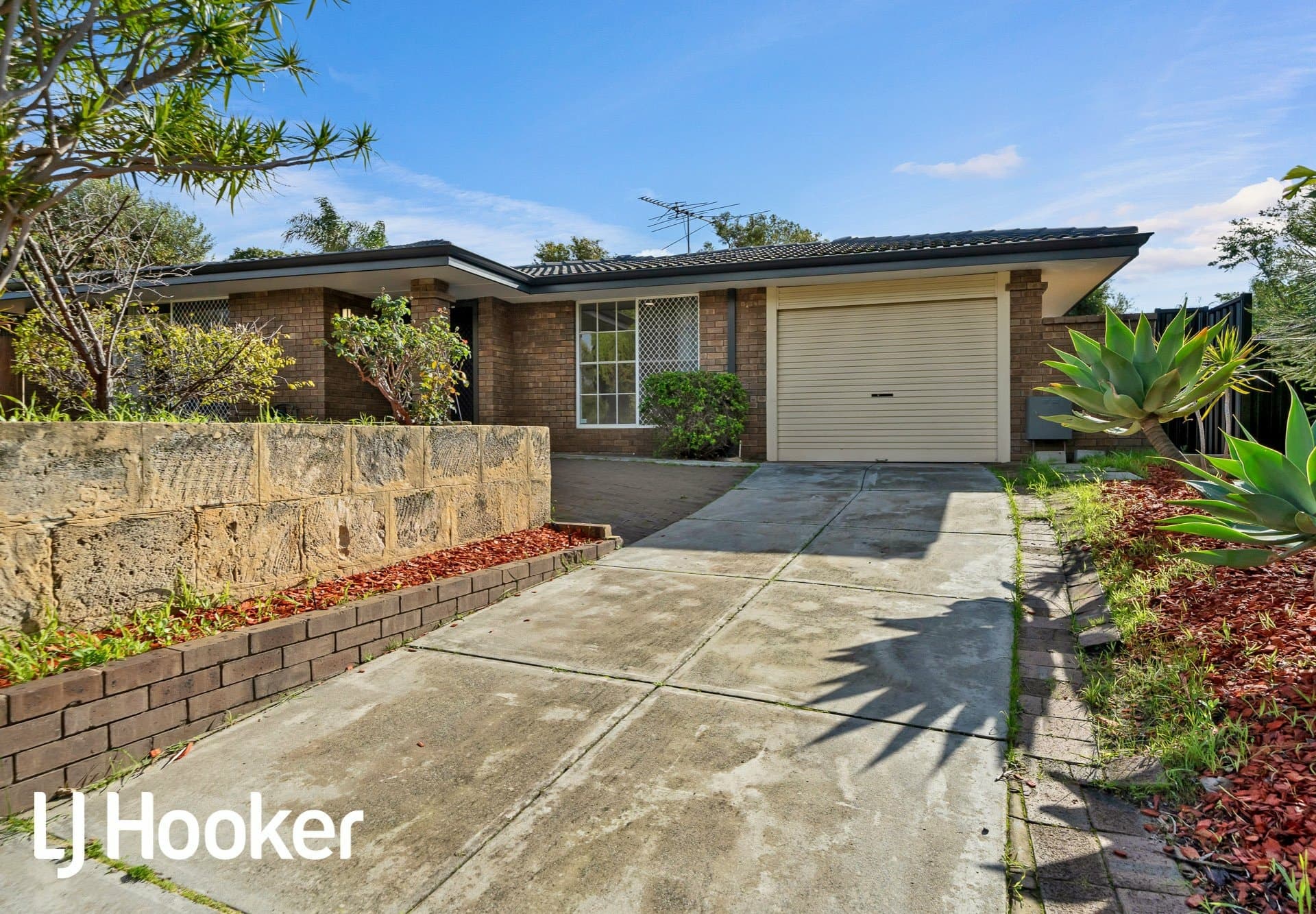 39 Edgewater Drive Edgewater WA, Edgewater - Image 1