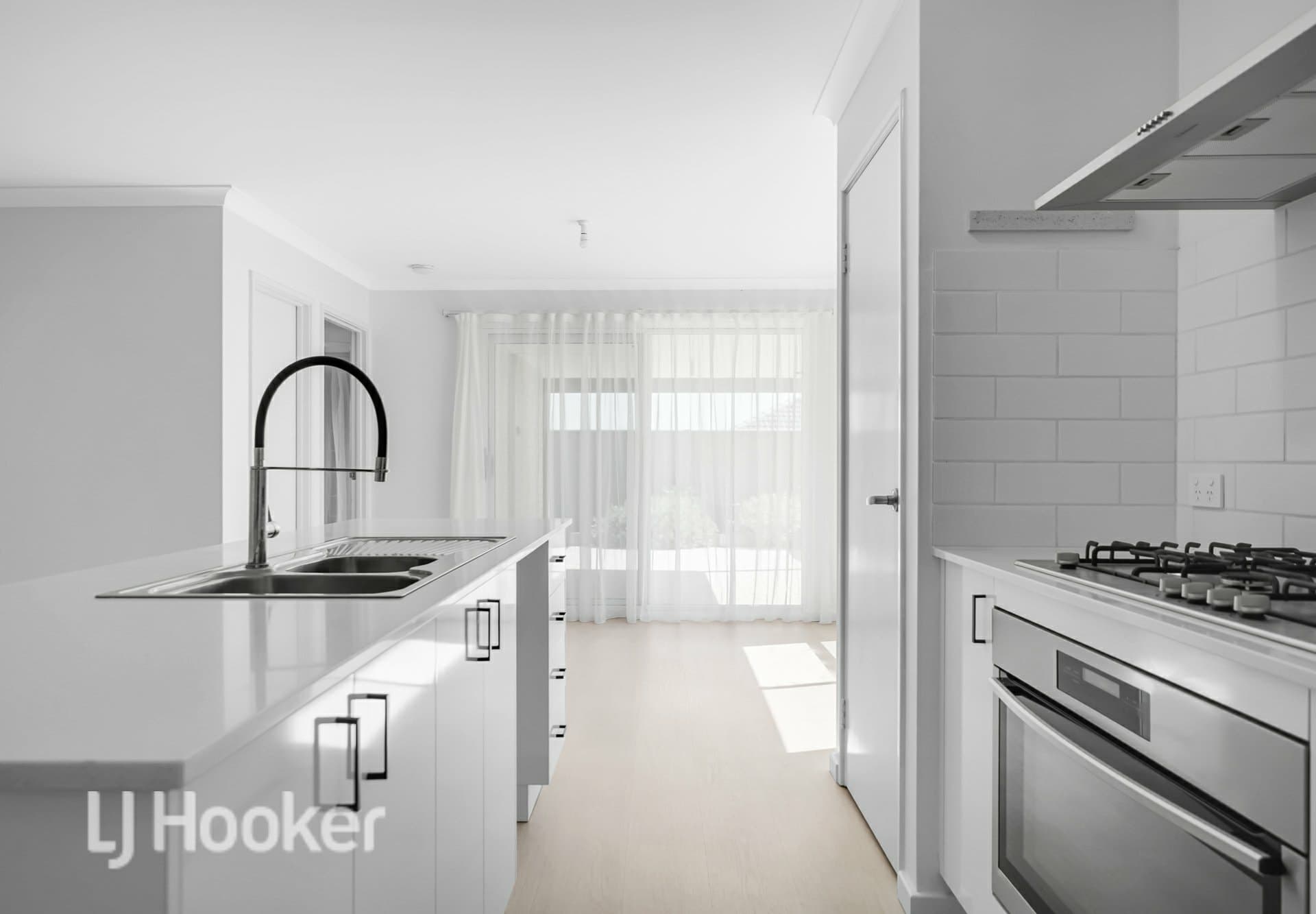 8 Gamboge Street Eglinton WA, Eglinton - Thumbnail 4