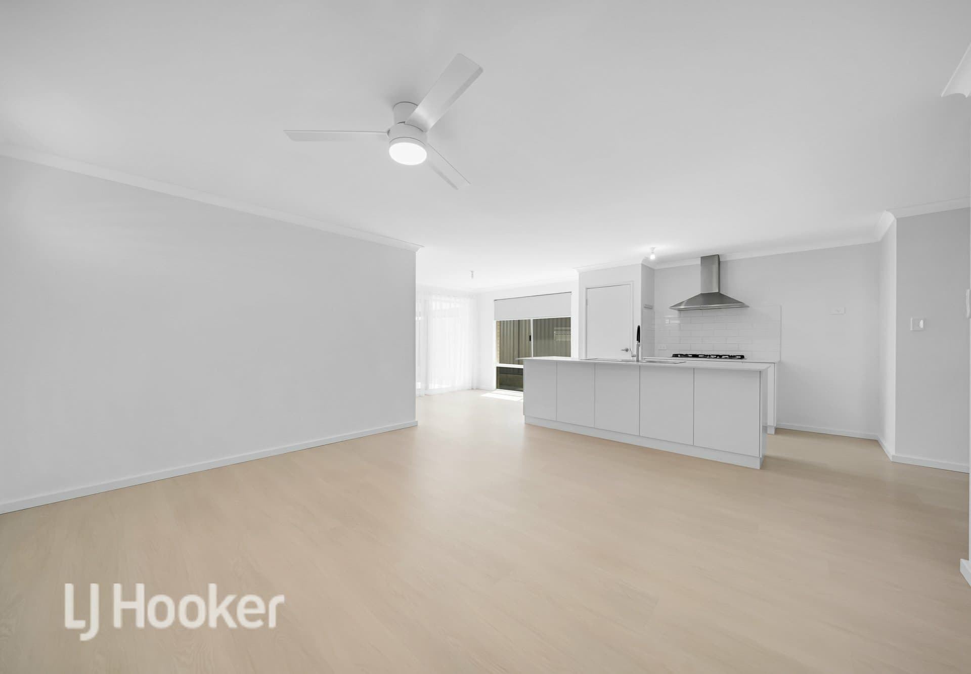 8 Gamboge Street Eglinton WA, Eglinton - Thumbnail 6