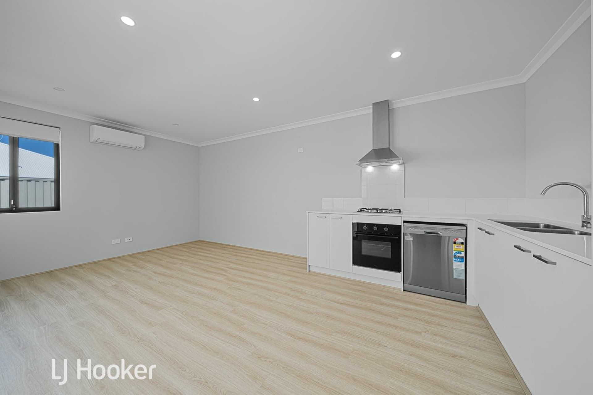 18A Mavericks Street Eglinton WA, Eglinton - Thumbnail 3