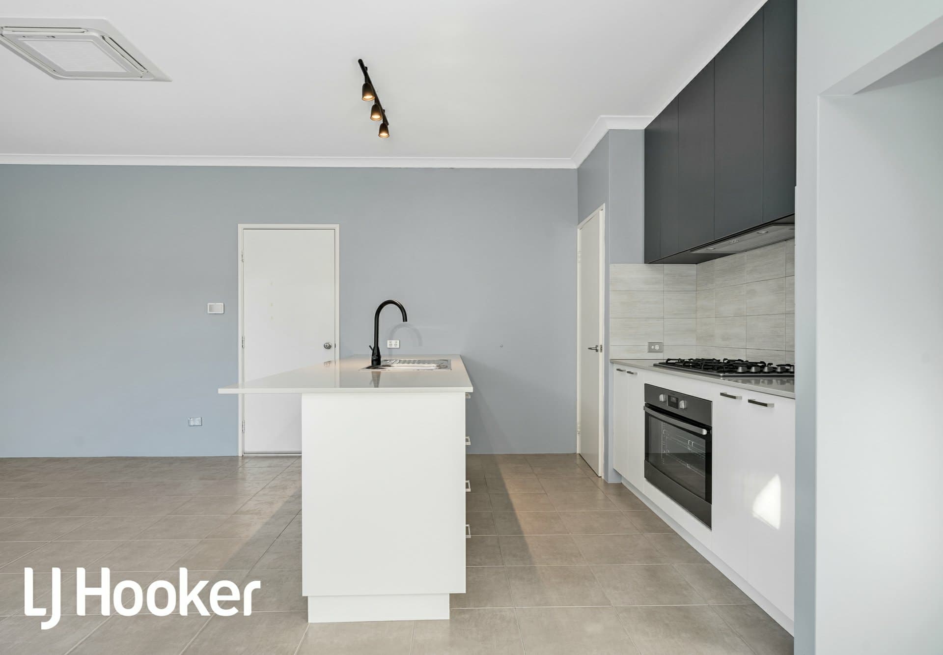 6 Equinox Avenue Eglinton WA, Eglinton - Thumbnail 6