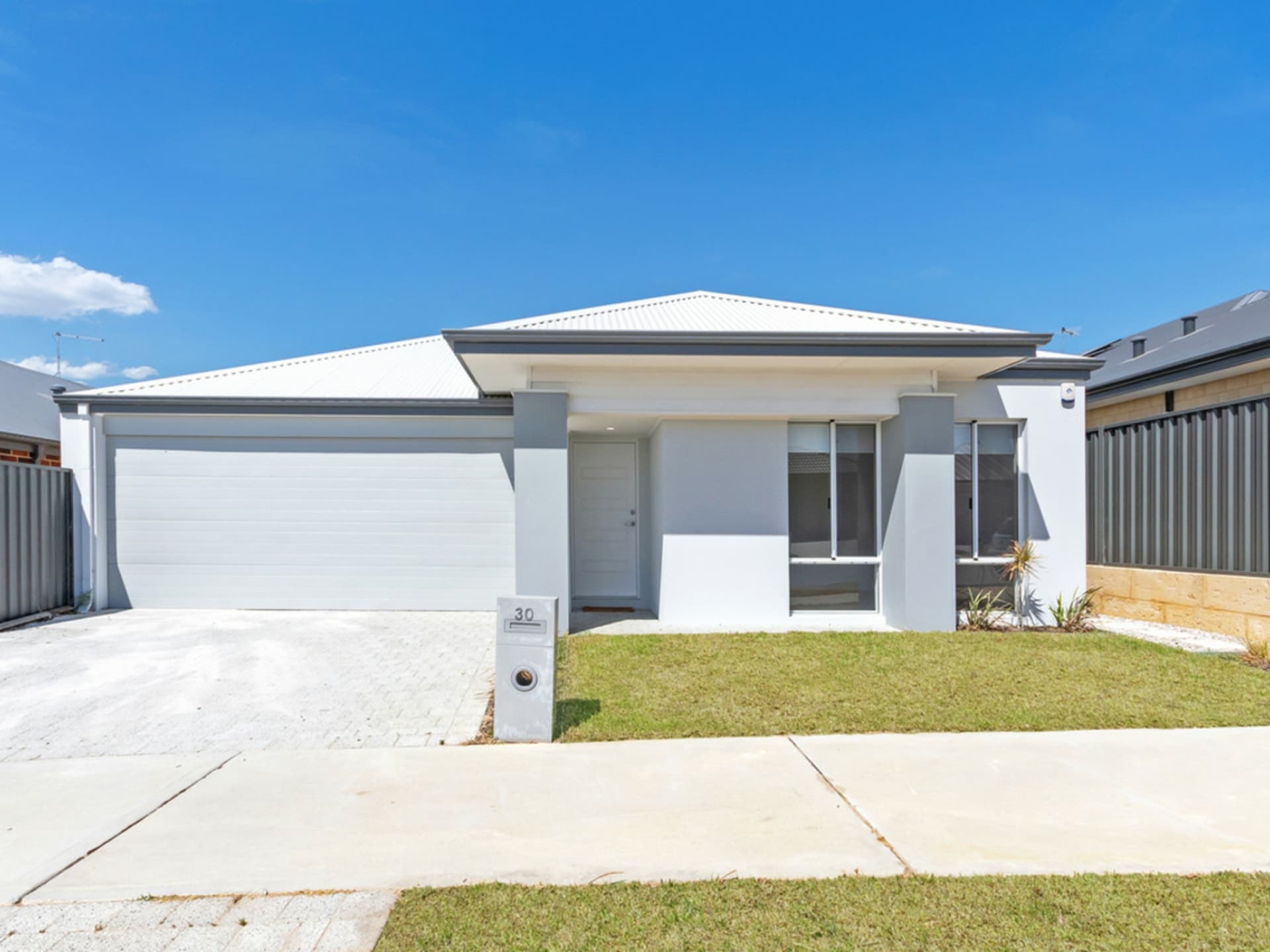 30 Dazzle Road Eglinton WA, Eglinton - Thumbnail 2
