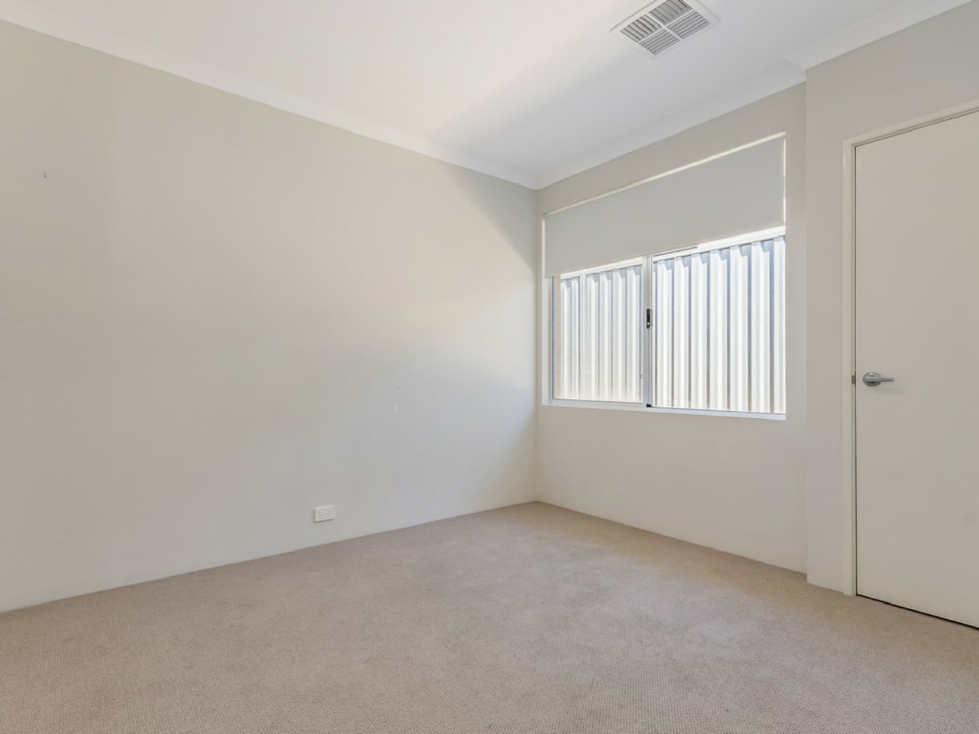 30 Dazzle Road Eglinton WA, Eglinton - Thumbnail 8