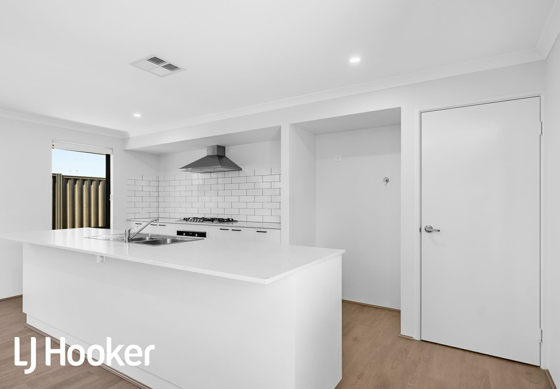 18 Glisten Chase Eglinton WA, Eglinton - Thumbnail 5