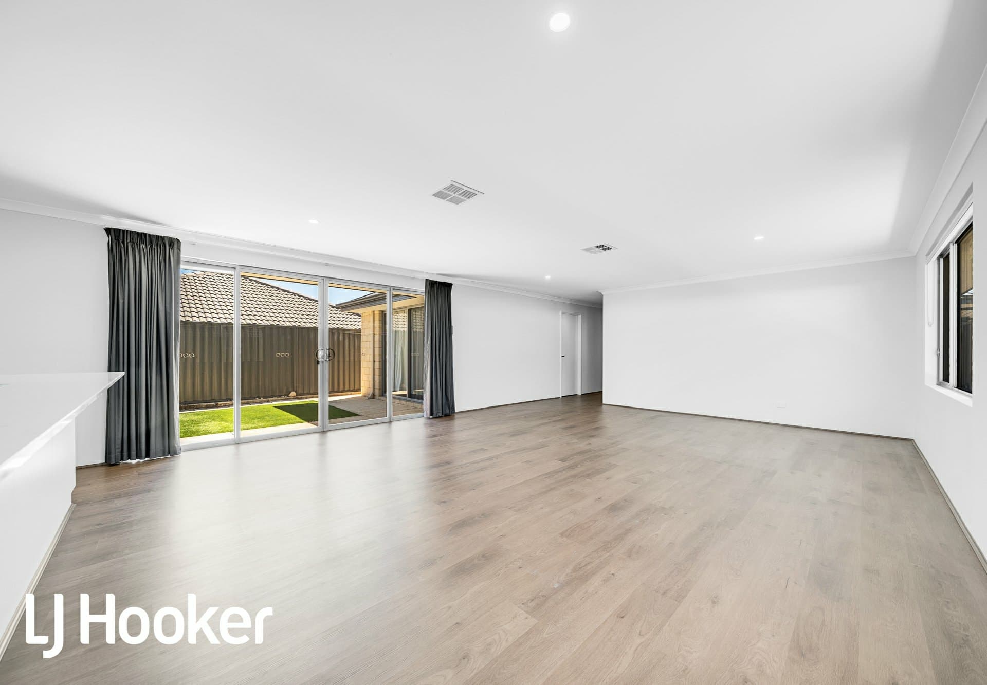 18 Glisten Chase Eglinton WA, Eglinton - Thumbnail 7